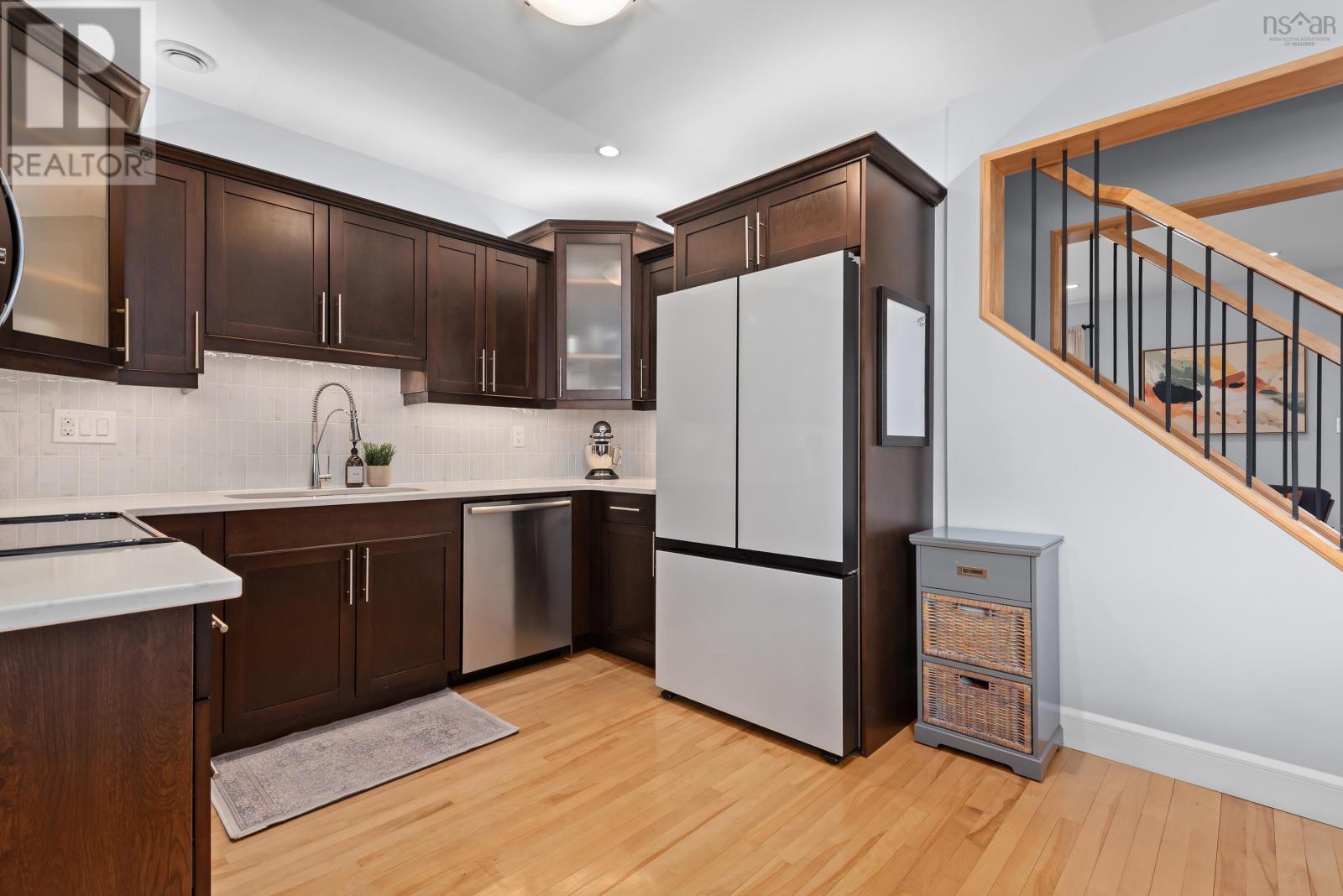 5520 Cabot Place, Halifax, Nova Scotia  B3K 2J7 - Photo 11 - 202606578