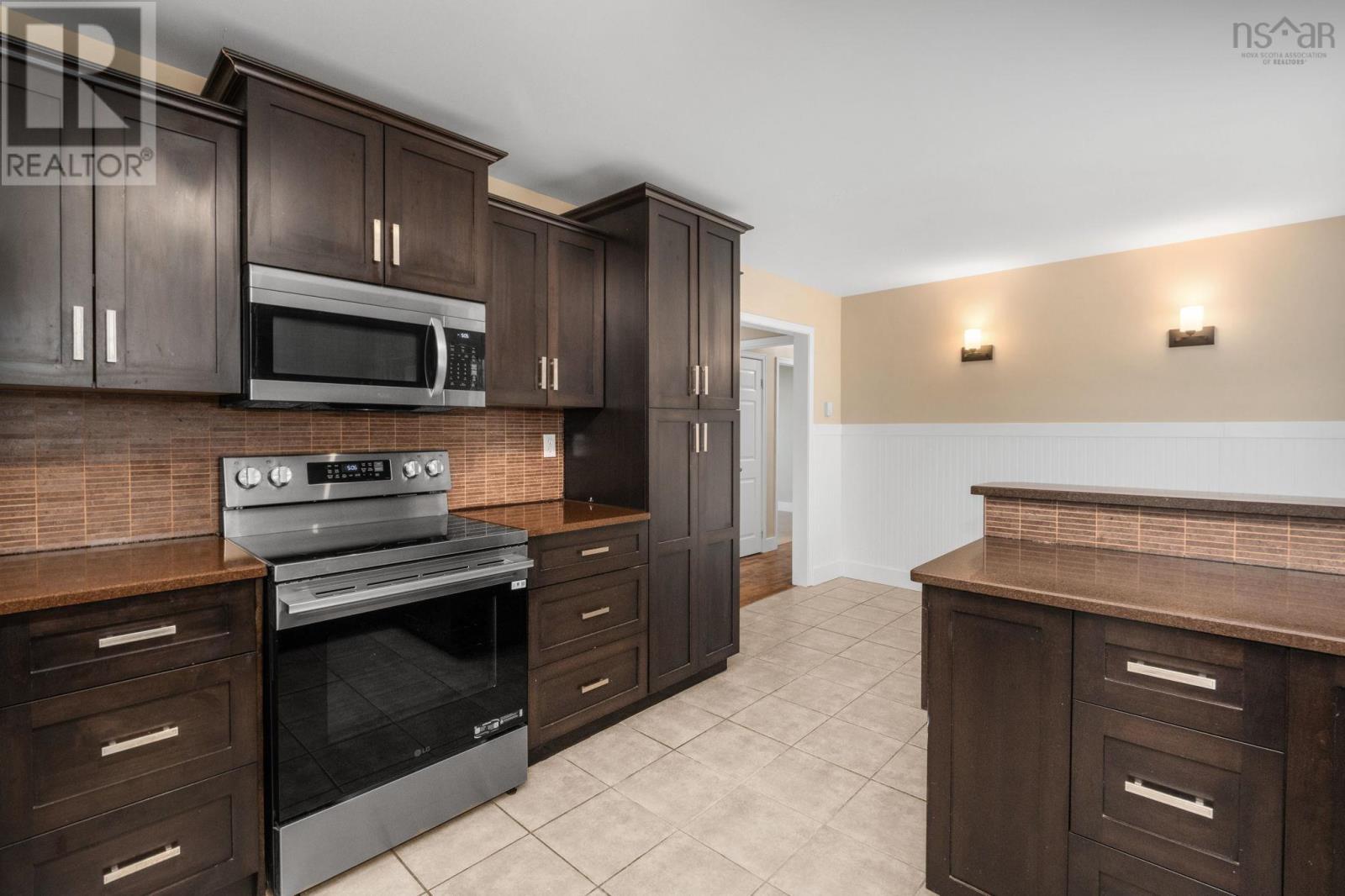 37 Highway 14, Milford, Nova Scotia  B0N 1Y0 - Photo 10 - 202606593