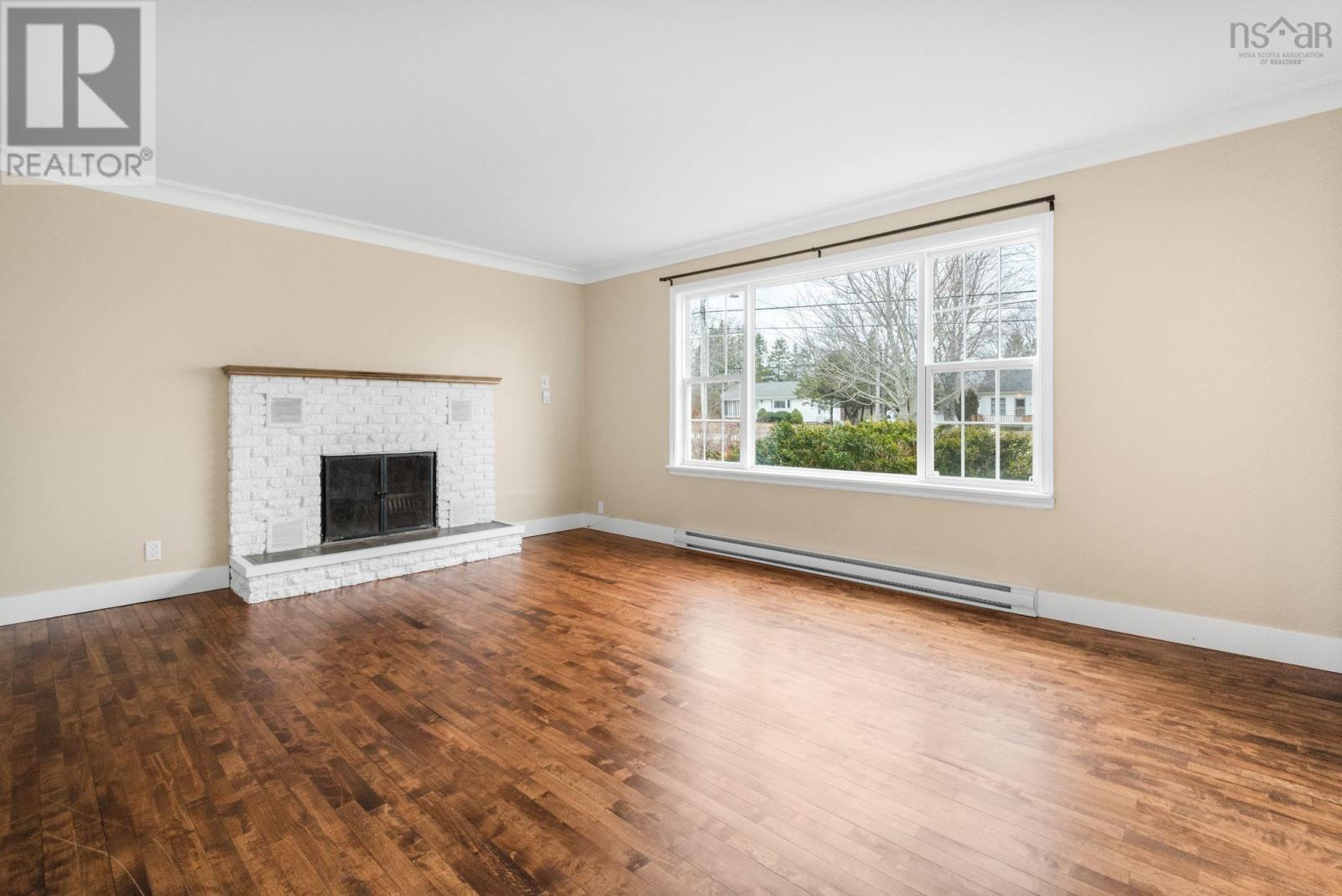 37 Highway 14, Milford, Nova Scotia  B0N 1Y0 - Photo 4 - 202606593