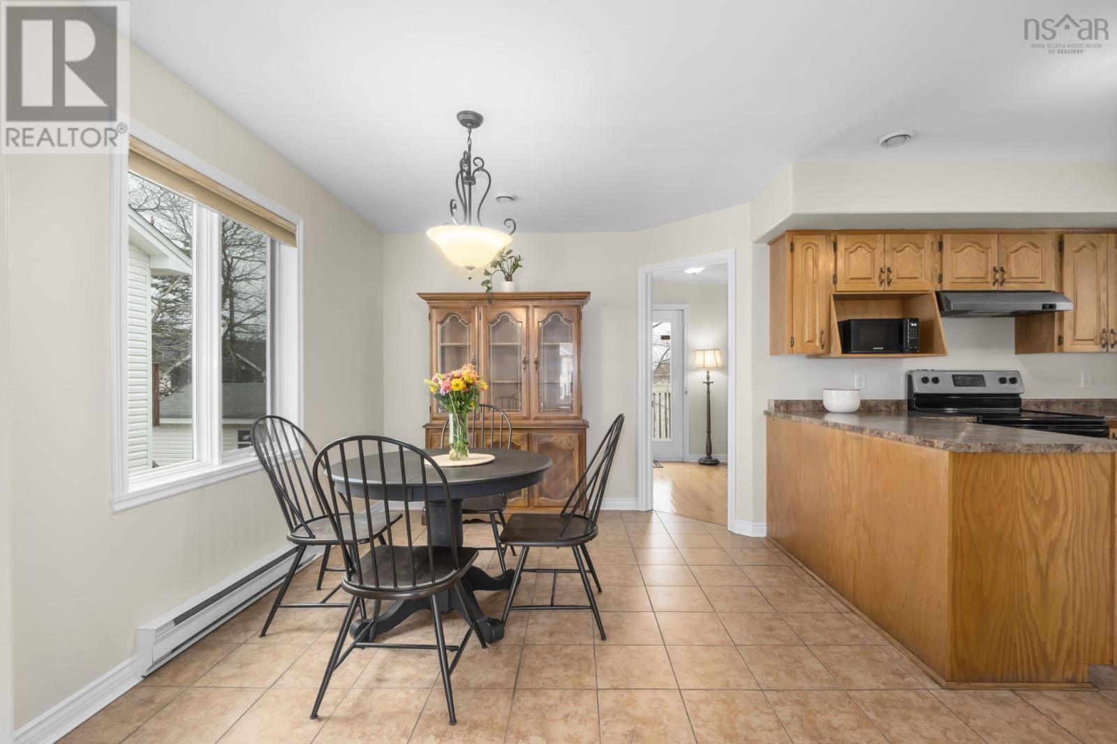 228 Charles Road, Timberlea, Nova Scotia  B3T 1N5 - Photo 9 - 202606607