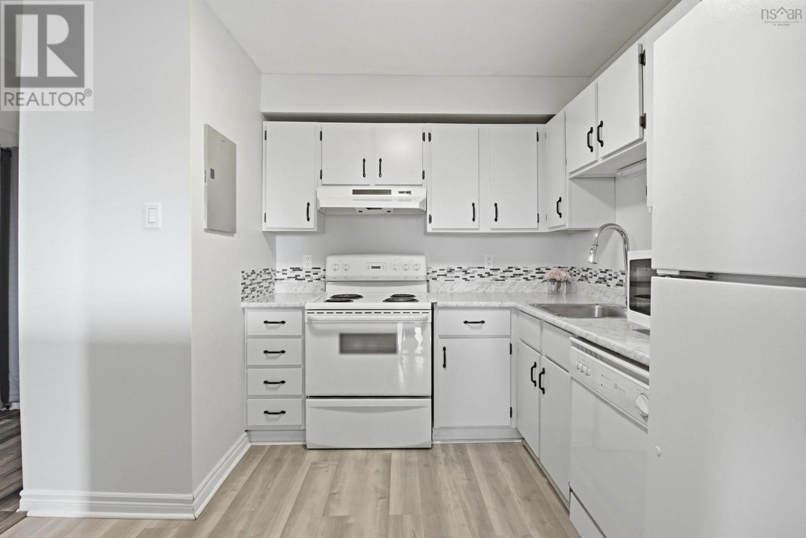 215 75 Collins Grove, Dartmouth, Nova Scotia  B2W 6B3 - Photo 7 - 202606645
