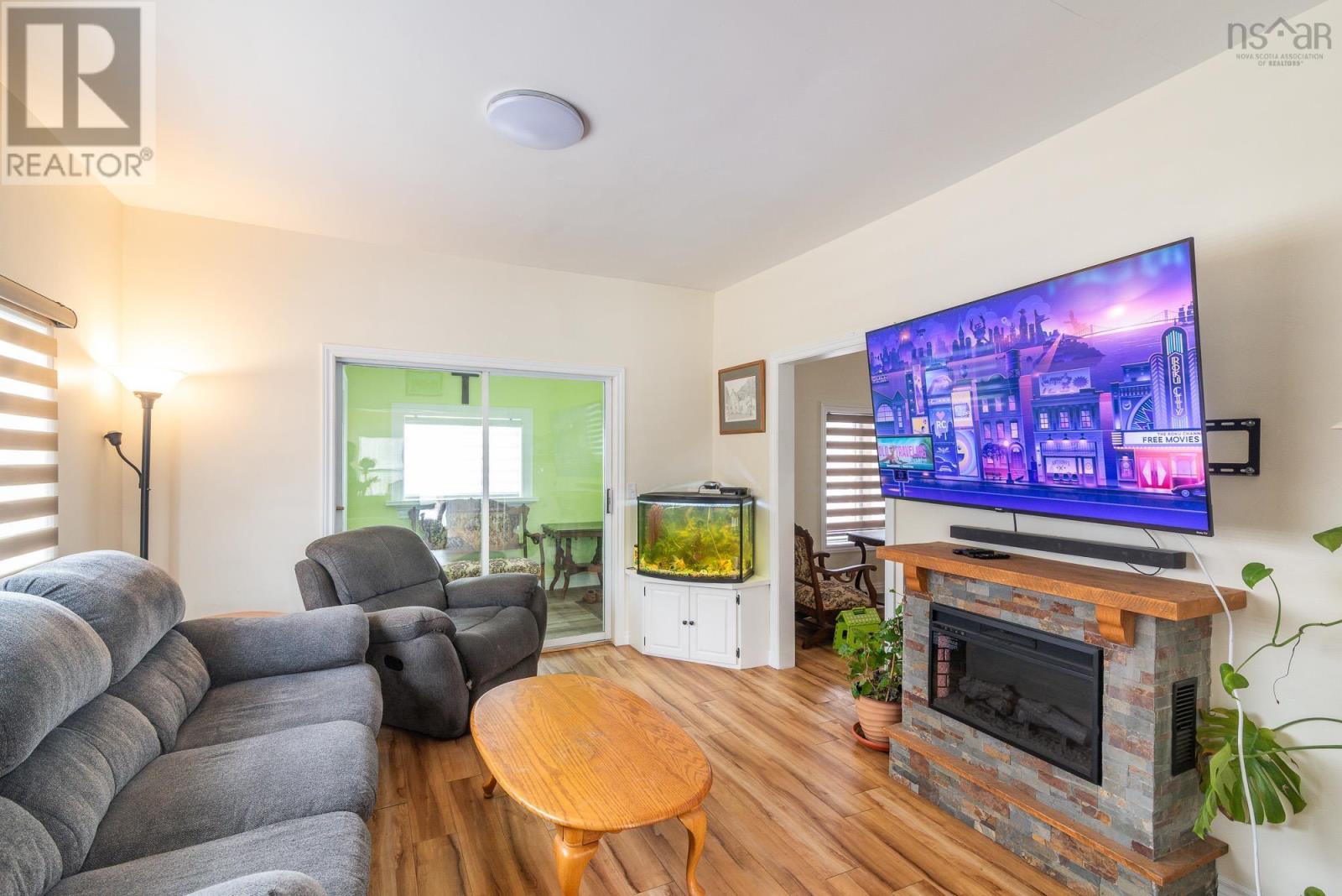 37 Morris Street, Springhill, Nova Scotia  B0M 1X0 - Photo 7 - 202606655