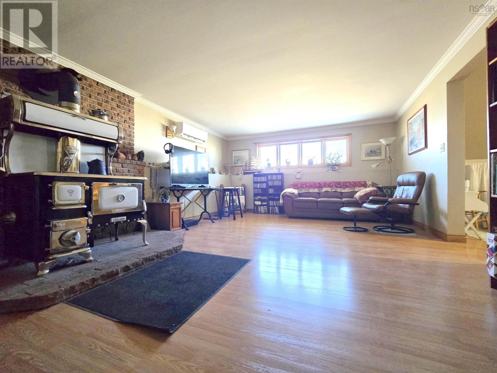 9 Patterson Street, Amherst, Nova Scotia  B4H 1G6 - Photo 24 - 202606657
