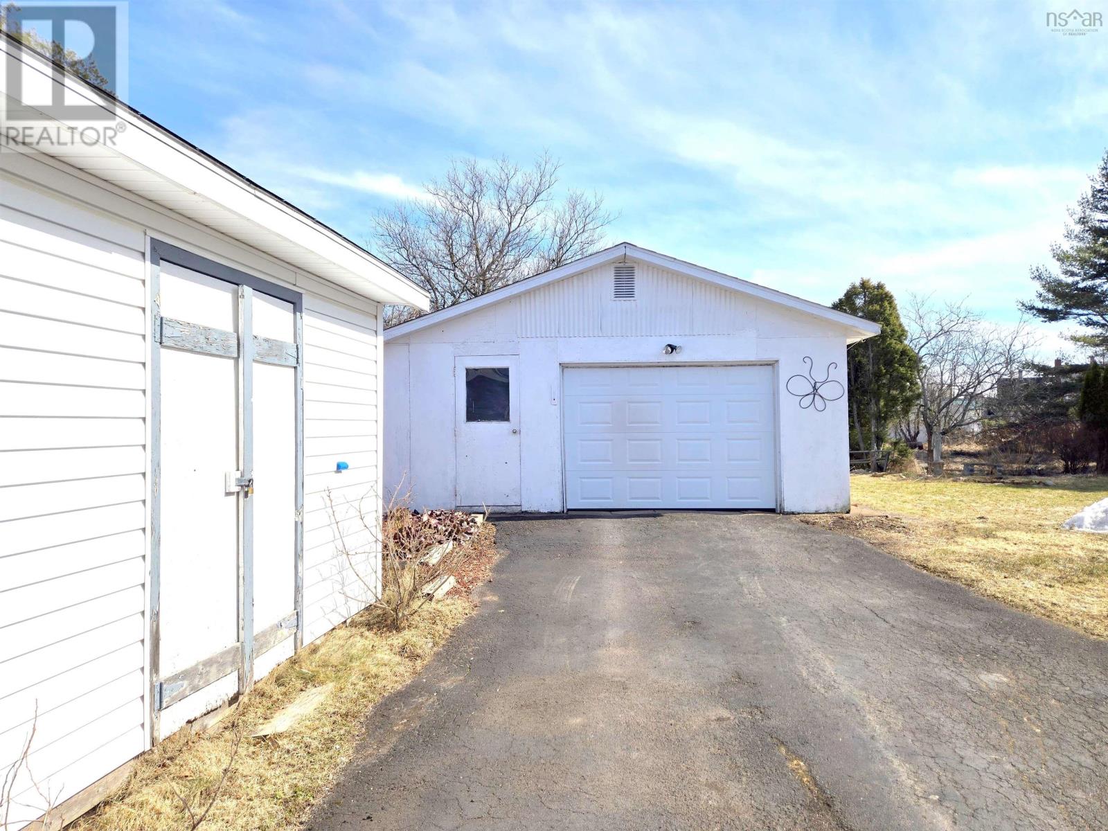9 Patterson Street, Amherst, Nova Scotia  B4H 1G6 - Photo 3 - 202606657