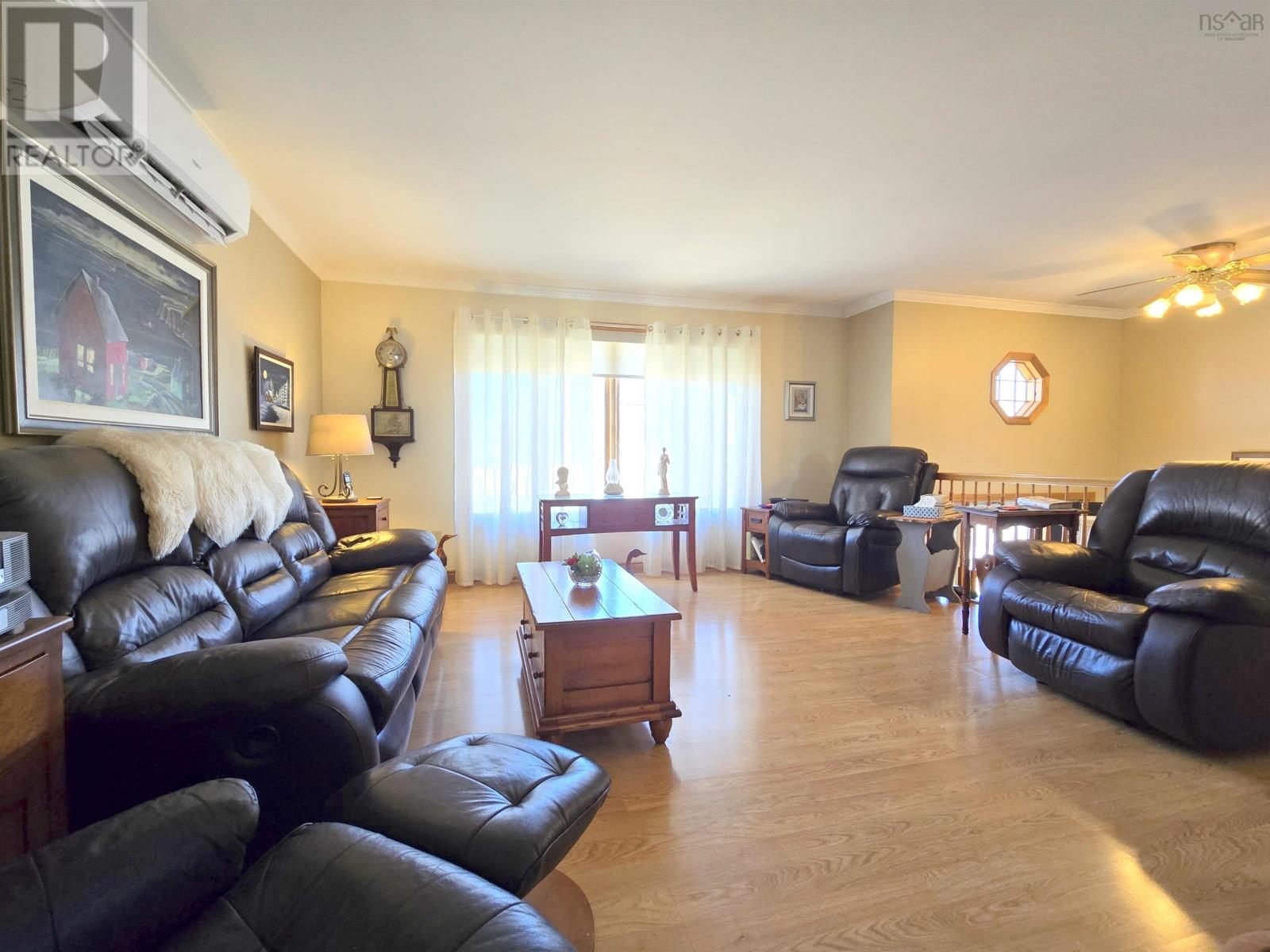 9 Patterson Street, Amherst, Nova Scotia  B4H 1G6 - Photo 7 - 202606657