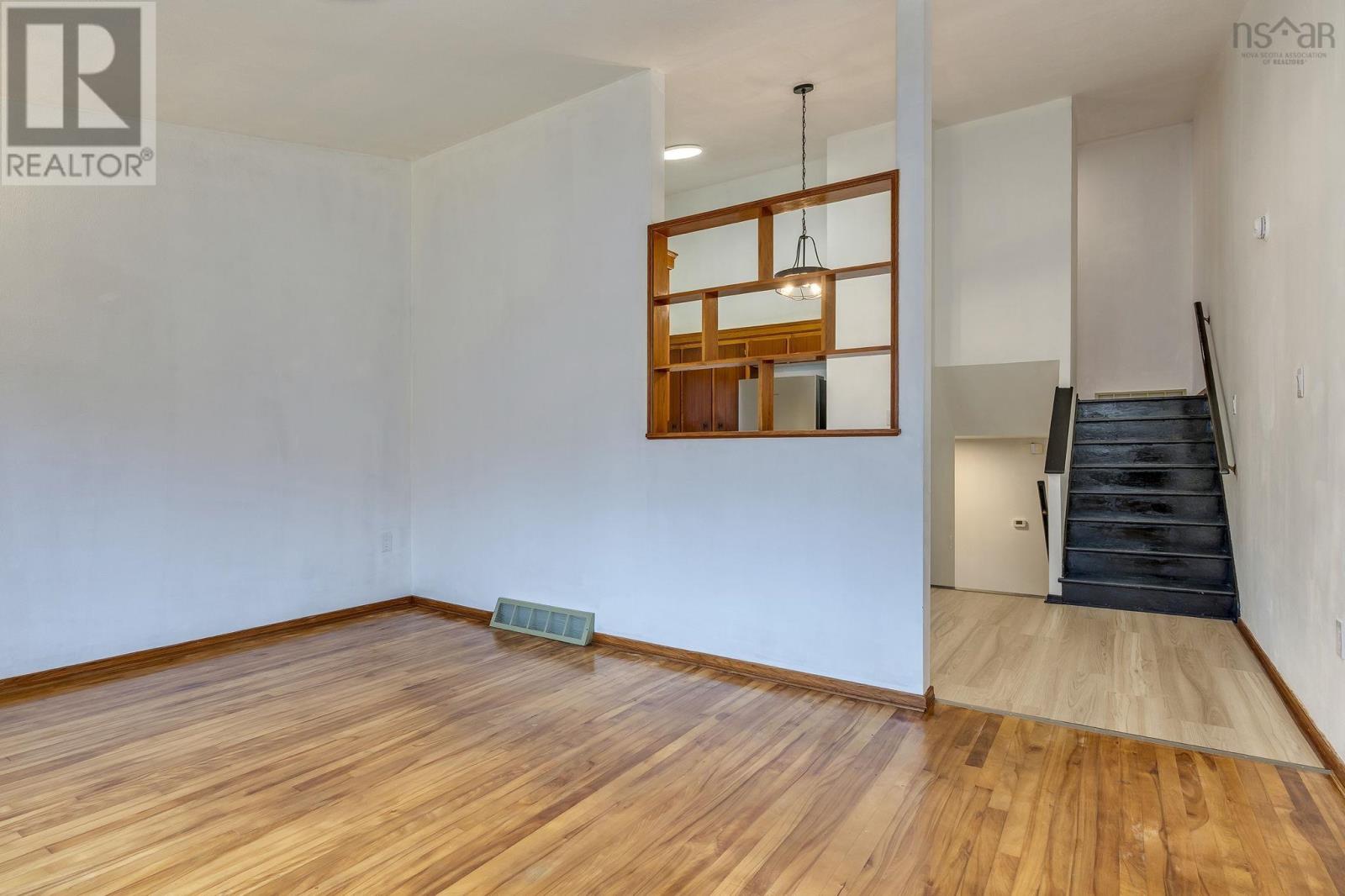 7 Palisade Place, Clayton Park, Nova Scotia  B3M 2Y7 - Photo 5 - 202606689