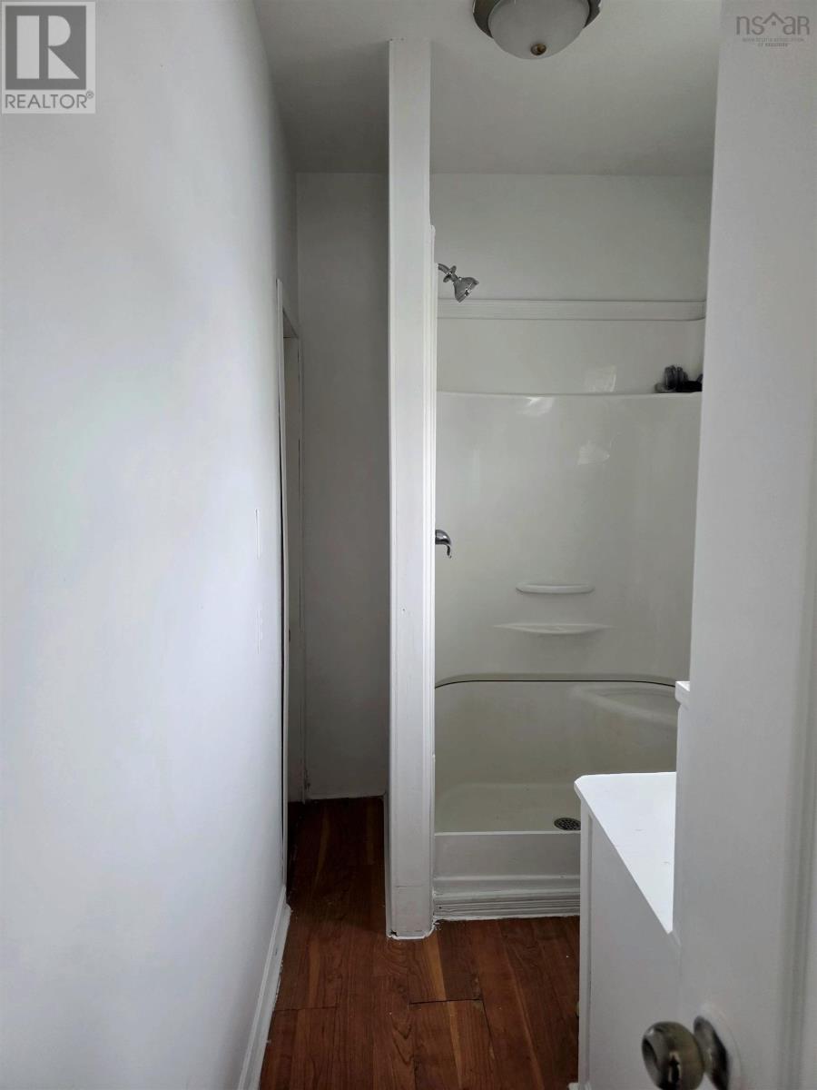 797 Victoria Road, Whitney Pier, Nova Scotia  B1N 1J9 - Photo 15 - 202606938