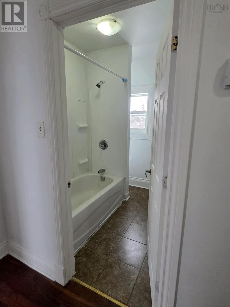 797 Victoria Road, Whitney Pier, Nova Scotia  B1N 1J9 - Photo 25 - 202606938