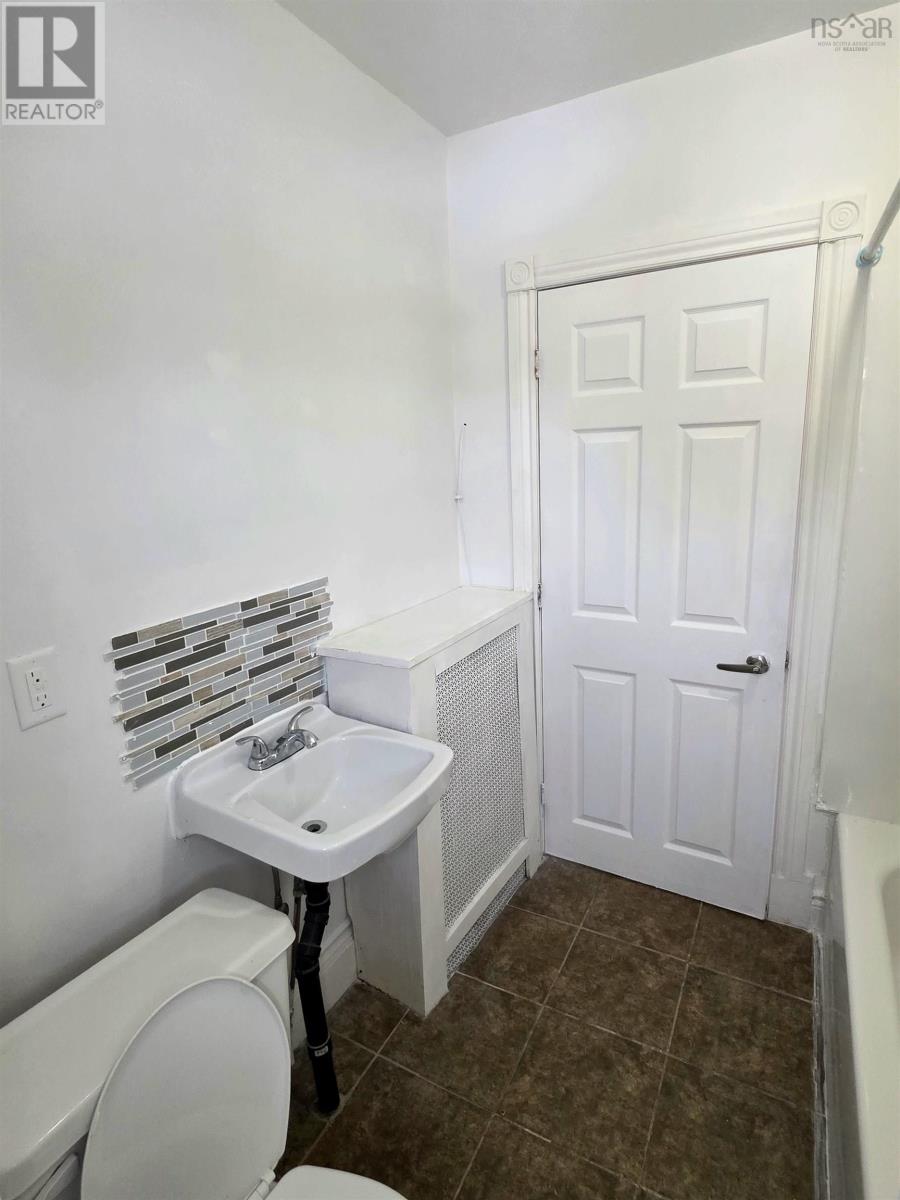 797 Victoria Road, Whitney Pier, Nova Scotia  B1N 1J9 - Photo 27 - 202606938