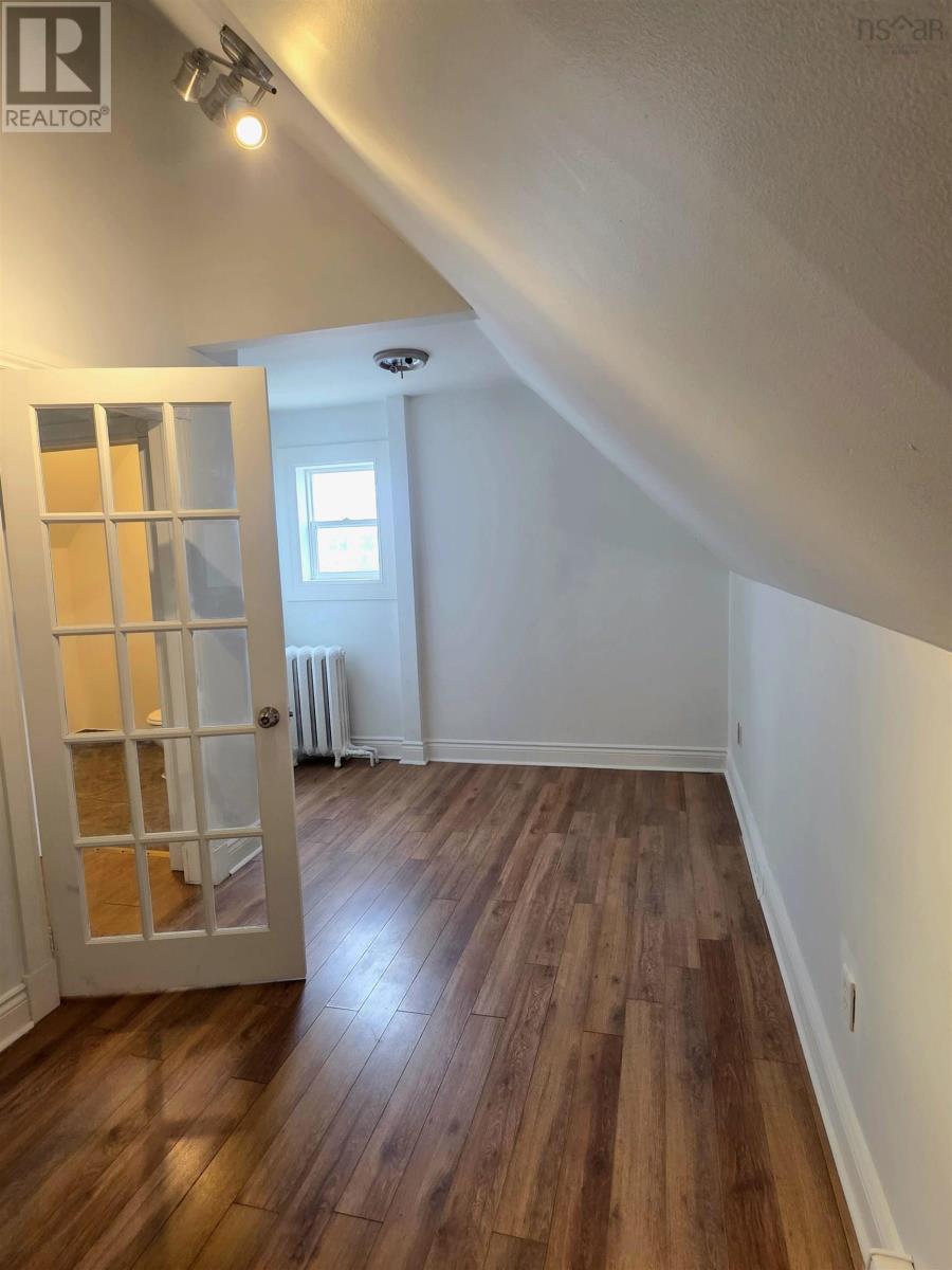 797 Victoria Road, Whitney Pier, Nova Scotia  B1N 1J9 - Photo 36 - 202606938