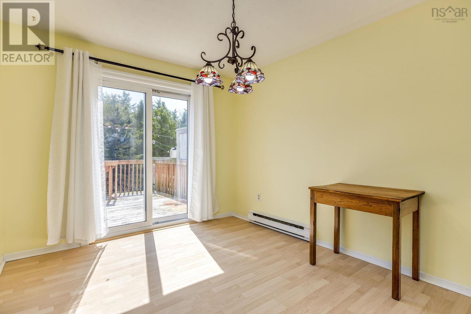 27 Shoreview Drive, Eastern Passage, Nova Scotia  B3G 1G7 - Photo 12 - 202607020