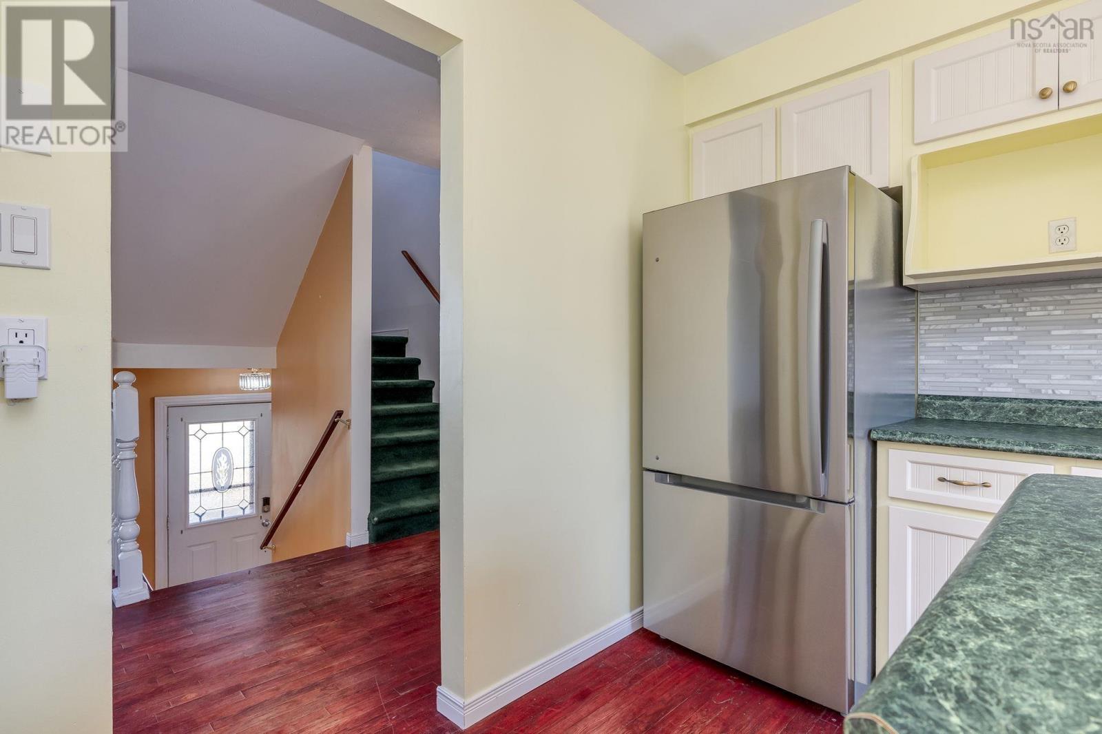 27 Shoreview Drive, Eastern Passage, Nova Scotia  B3G 1G7 - Photo 16 - 202607020