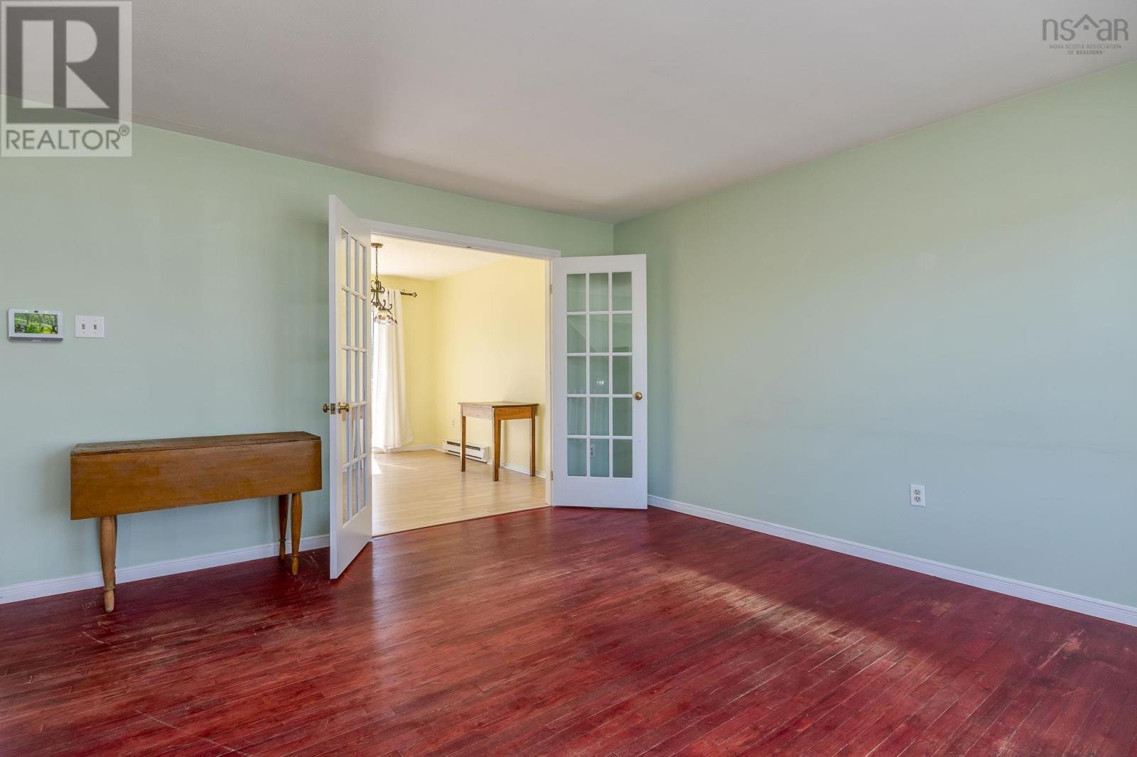 27 Shoreview Drive, Eastern Passage, Nova Scotia  B3G 1G7 - Photo 8 - 202607020