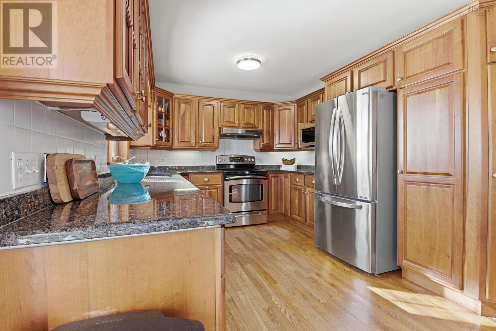 76 Birchwood Court, Bedford, Nova Scotia  B4A 2X7 - Photo 7 - 202607024