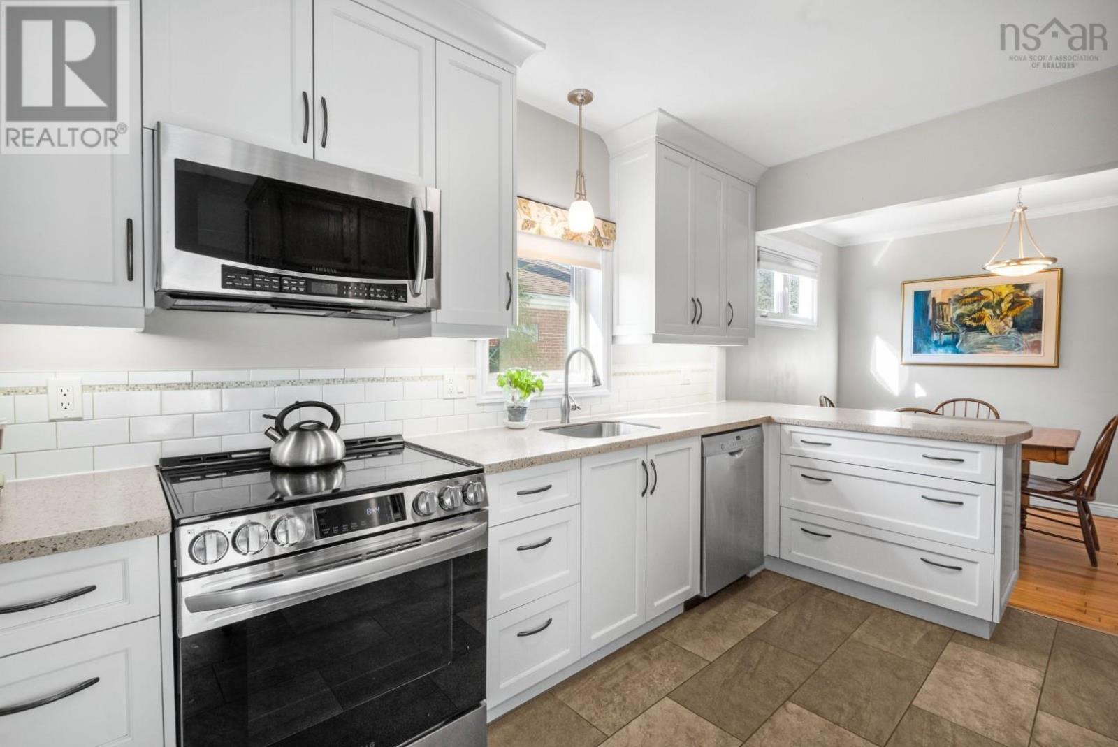 3119 Ashburn Avenue, Halifax, Nova Scotia  B3L 4B8 - Photo 11 - 202607029