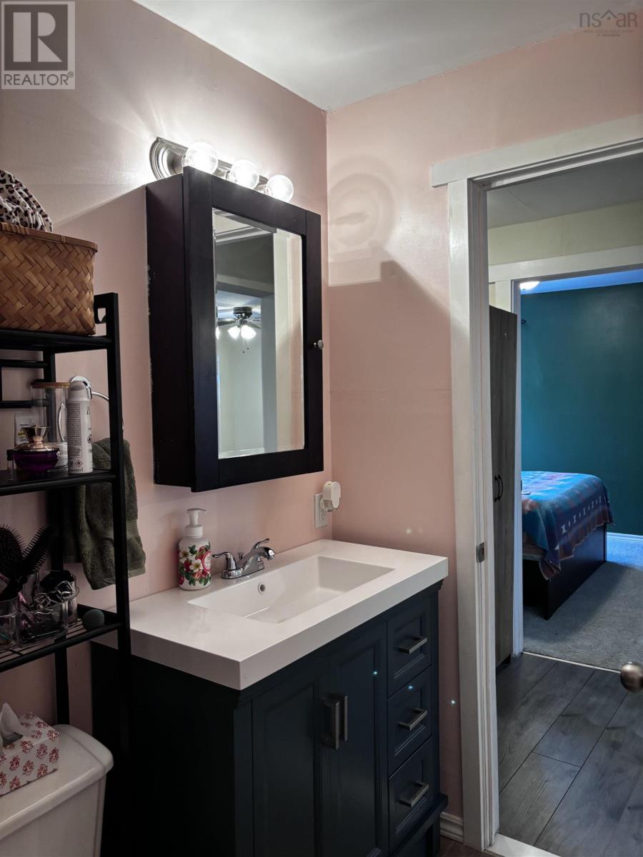 115 Chestnut Street, Pictou, Nova Scotia  B0K 1H0 - Photo 12 - 202607034