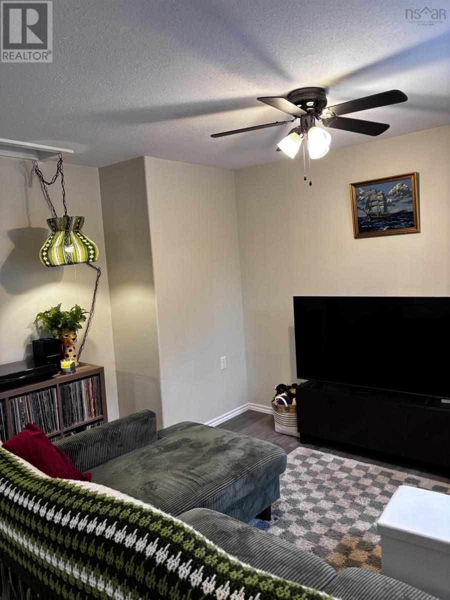 115 Chestnut Street, Pictou, Nova Scotia  B0K 1H0 - Photo 5 - 202607034