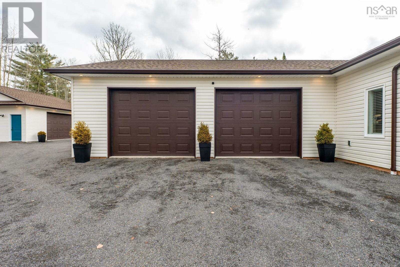 75 Muir Drive, Ellershouse, Nova Scotia  B0N 2A0 - Photo 43 - 202607037