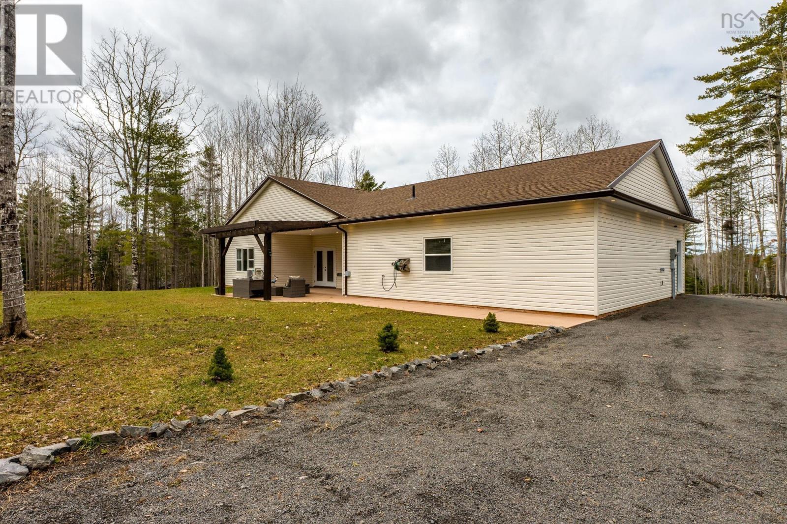 75 Muir Drive, Ellershouse, Nova Scotia  B0N 2A0 - Photo 45 - 202607037