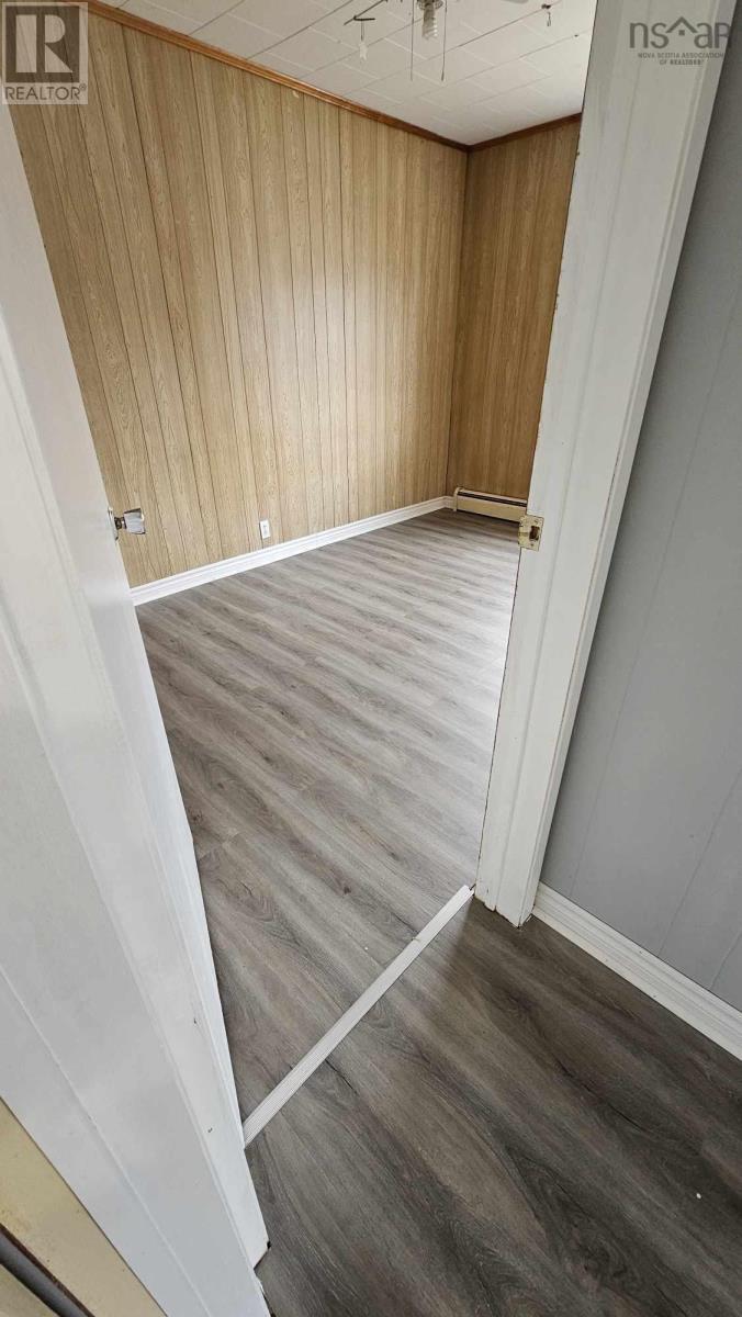 15 Pool Road, Sheet Harbour, Nova Scotia  B0J 3B0 - Photo 5 - 202607041