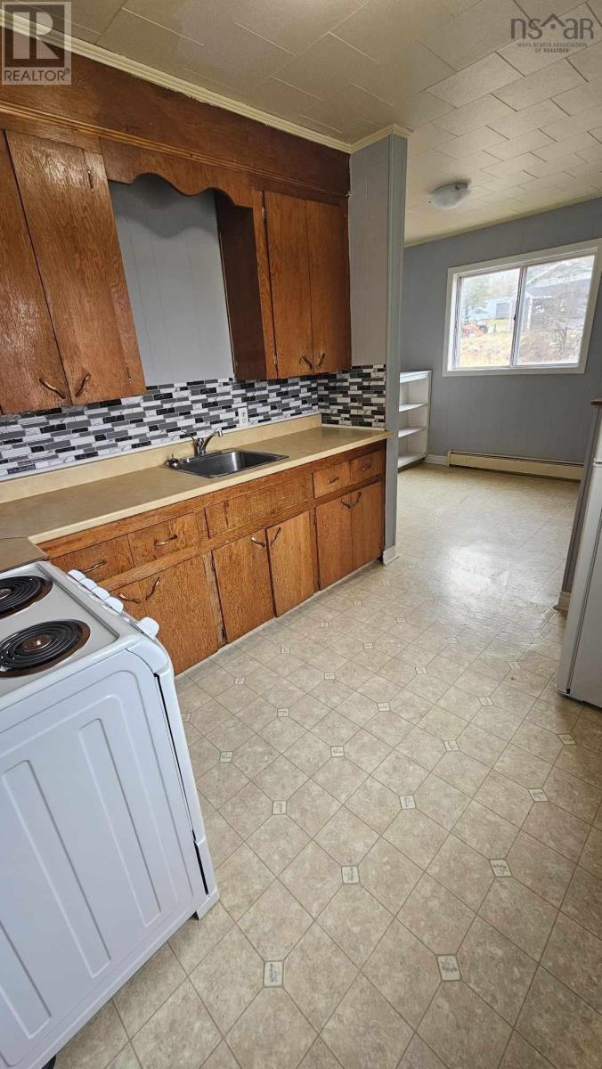 15 Pool Road, Sheet Harbour, Nova Scotia  B0J 3B0 - Photo 9 - 202607041