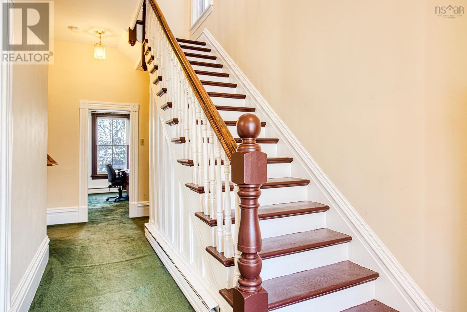 6173 Pepperell Street, Halifax, Nova Scotia  B3H 2P1 - Photo 10 - 202607053