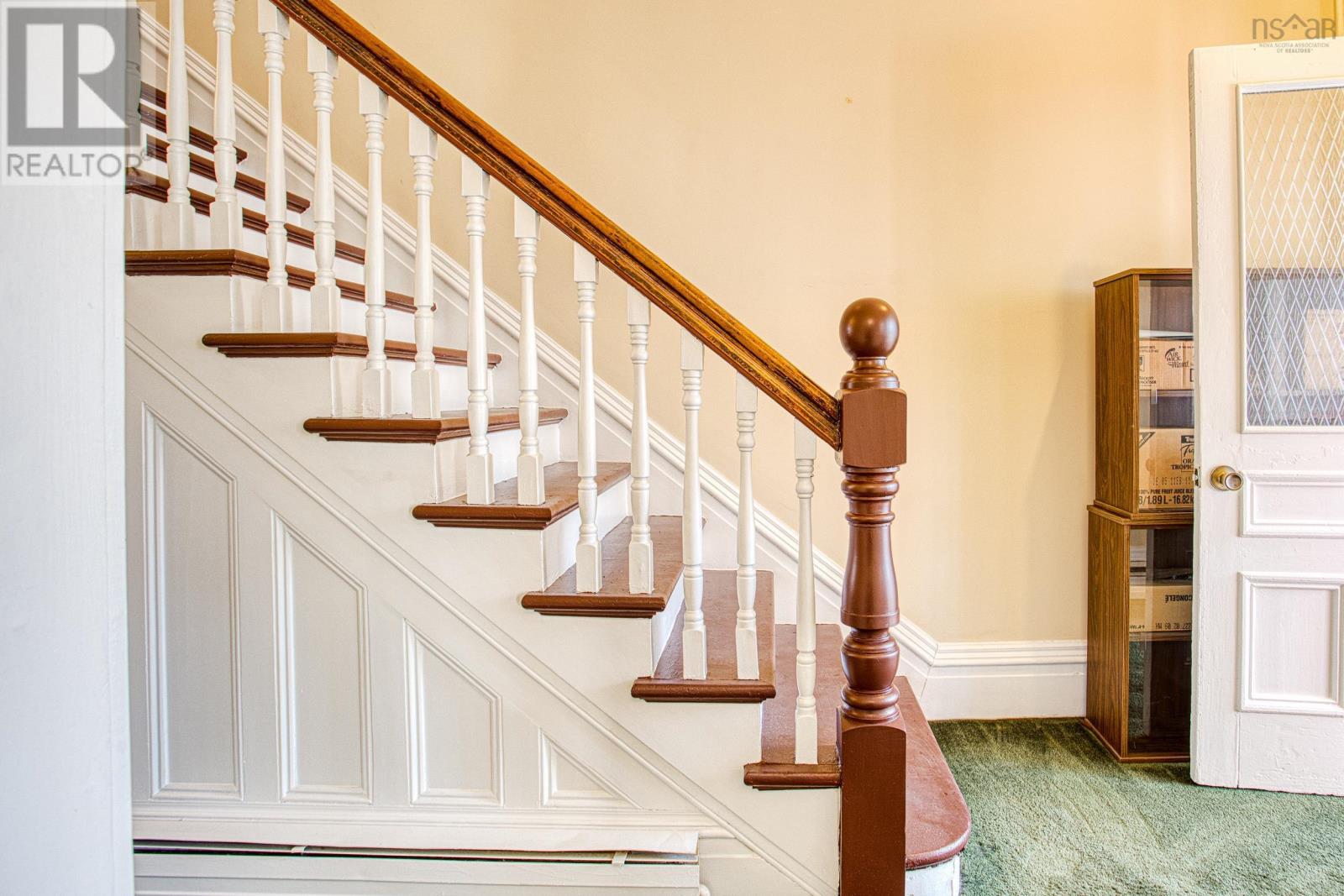 6173 Pepperell Street, Halifax, Nova Scotia  B3H 2P1 - Photo 6 - 202607053