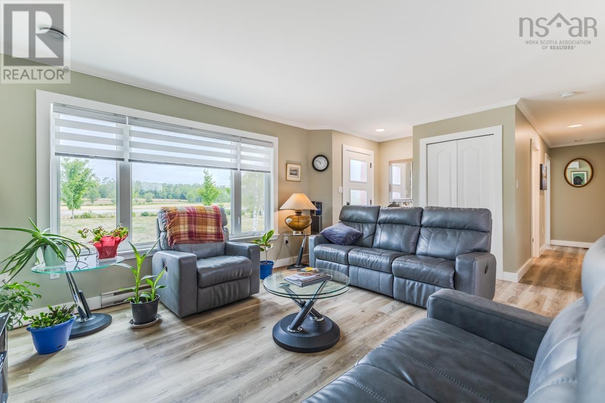 7048 Highway 2, Portapique, Nova Scotia  B0M 1B0 - Photo 5 - 202607054