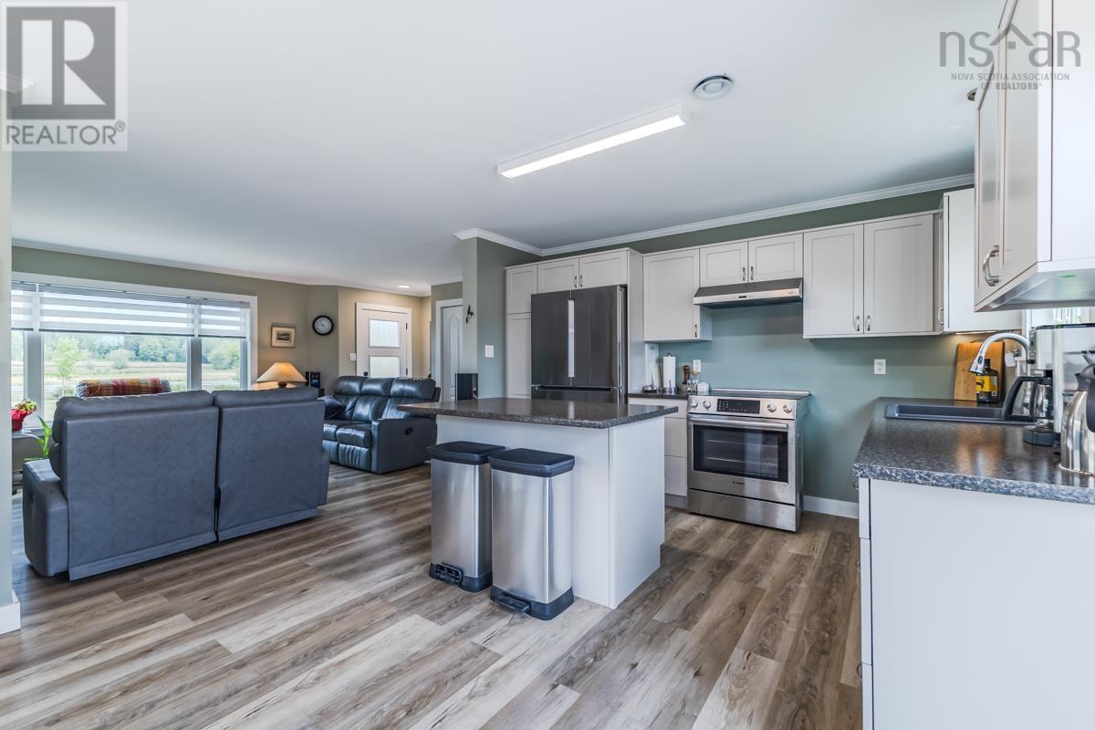 7048 Highway 2, Portapique, Nova Scotia  B0M 1B0 - Photo 9 - 202607054