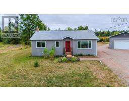 7048 HIGHWAY 2, portapique, Nova Scotia