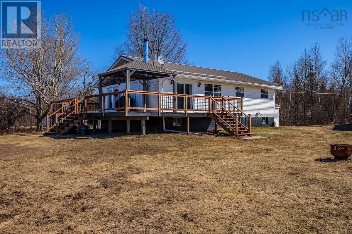 324 Valley Road, Westchester Station, Nova Scotia  B0M 1Z0 - Photo 3 - 202607060