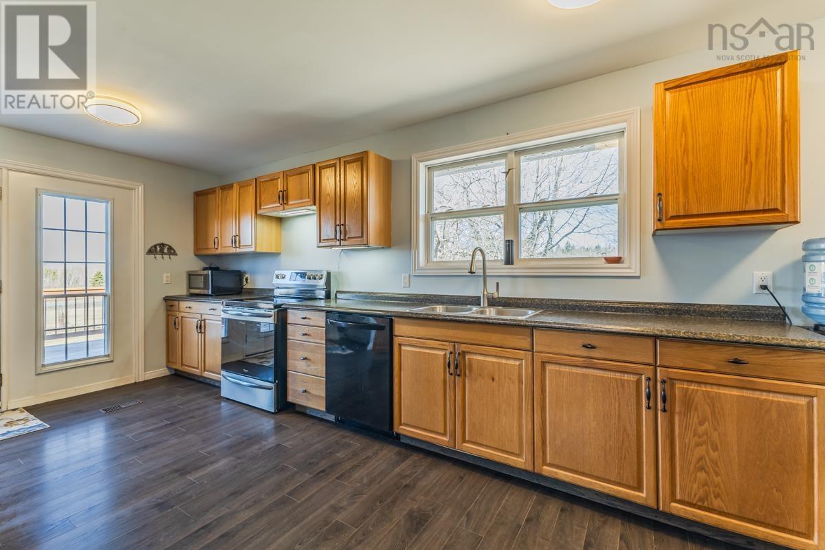 324 Valley Road, Westchester Station, Nova Scotia  B0M 1Z0 - Photo 6 - 202607060