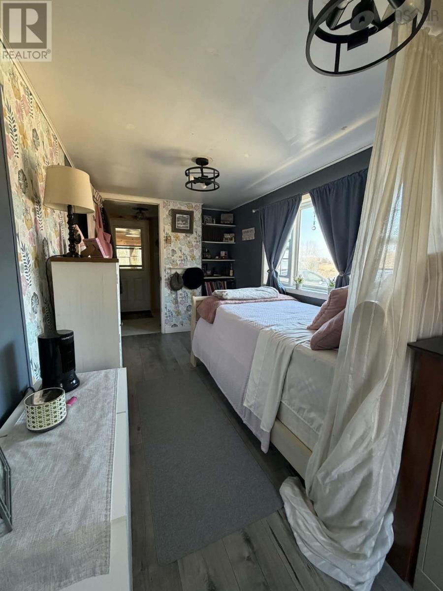 126 Pembroke Road, Grand Étang, Nova Scotia  B0E 1H0 - Photo 16 - 202607094