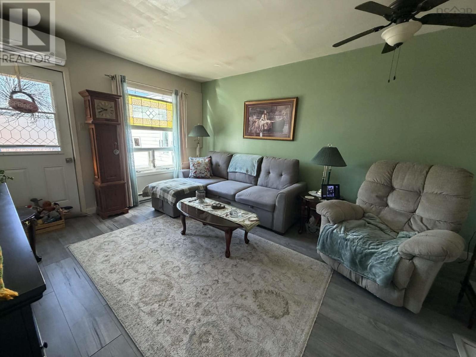 126 Pembroke Road, Grand Étang, Nova Scotia  B0E 1H0 - Photo 35 - 202607094