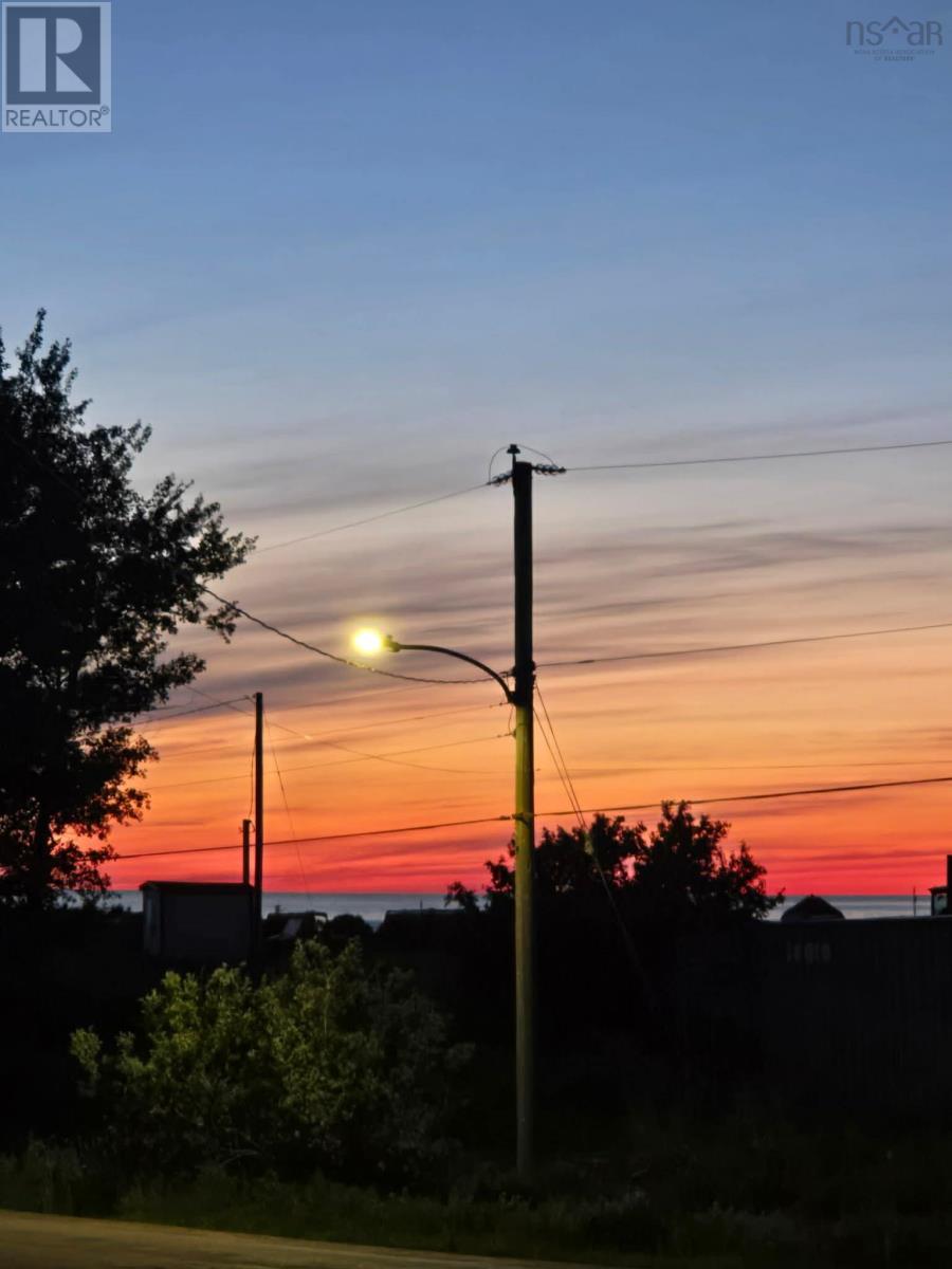 126 Pembroke Road, Grand Étang, Nova Scotia  B0E 1H0 - Photo 4 - 202607094