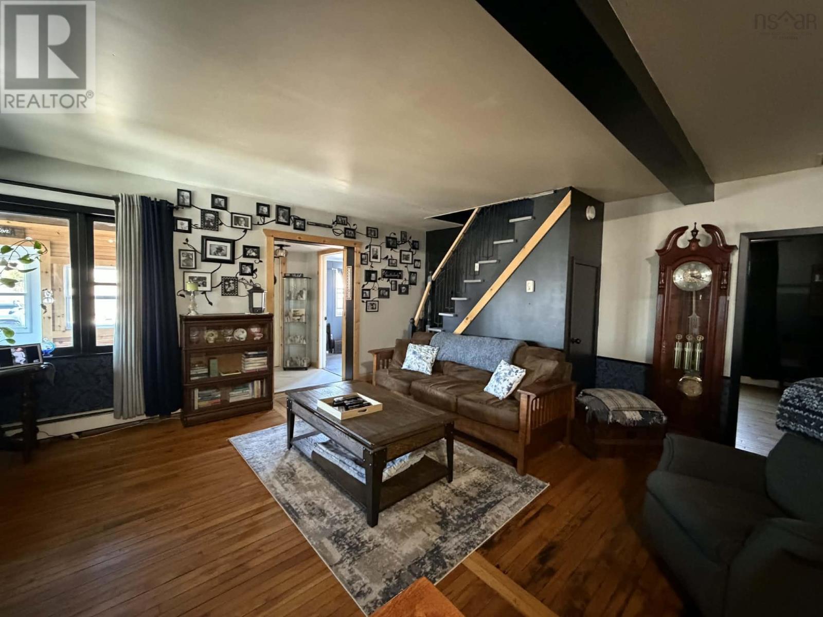 126 Pembroke Road, Grand Étang, Nova Scotia  B0E 1H0 - Photo 9 - 202607094