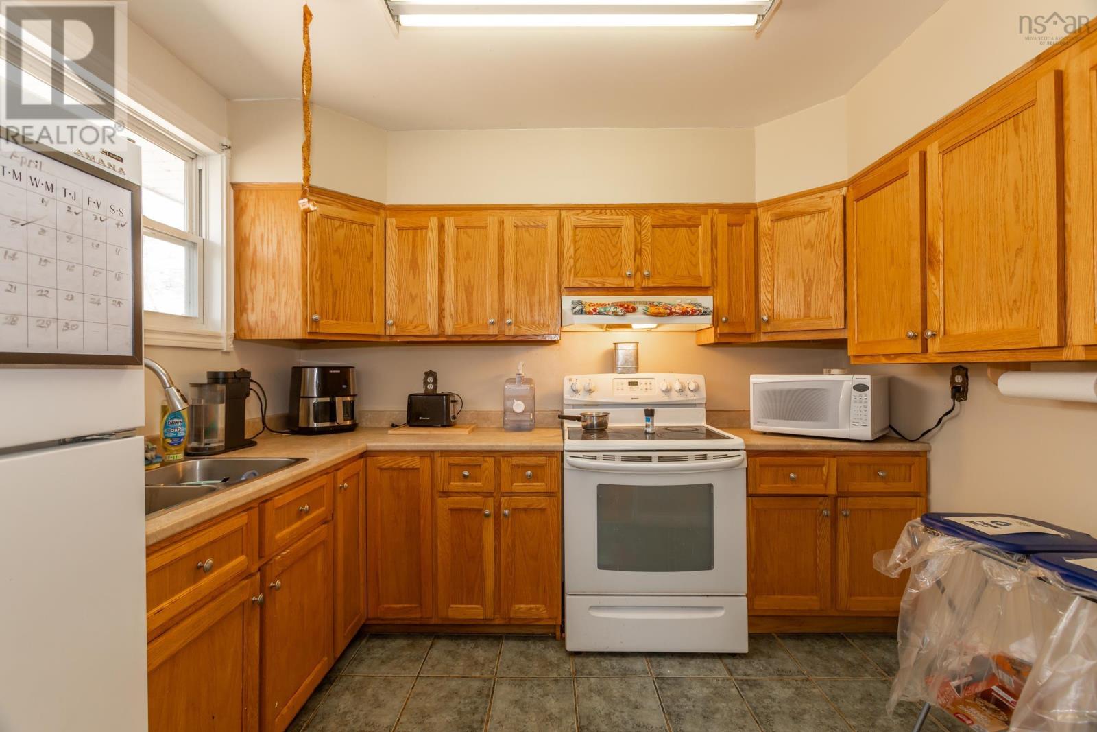 1663 South Bishop Road, Coldbrook, Nova Scotia  B4R 1B6 - Photo 22 - 202607314