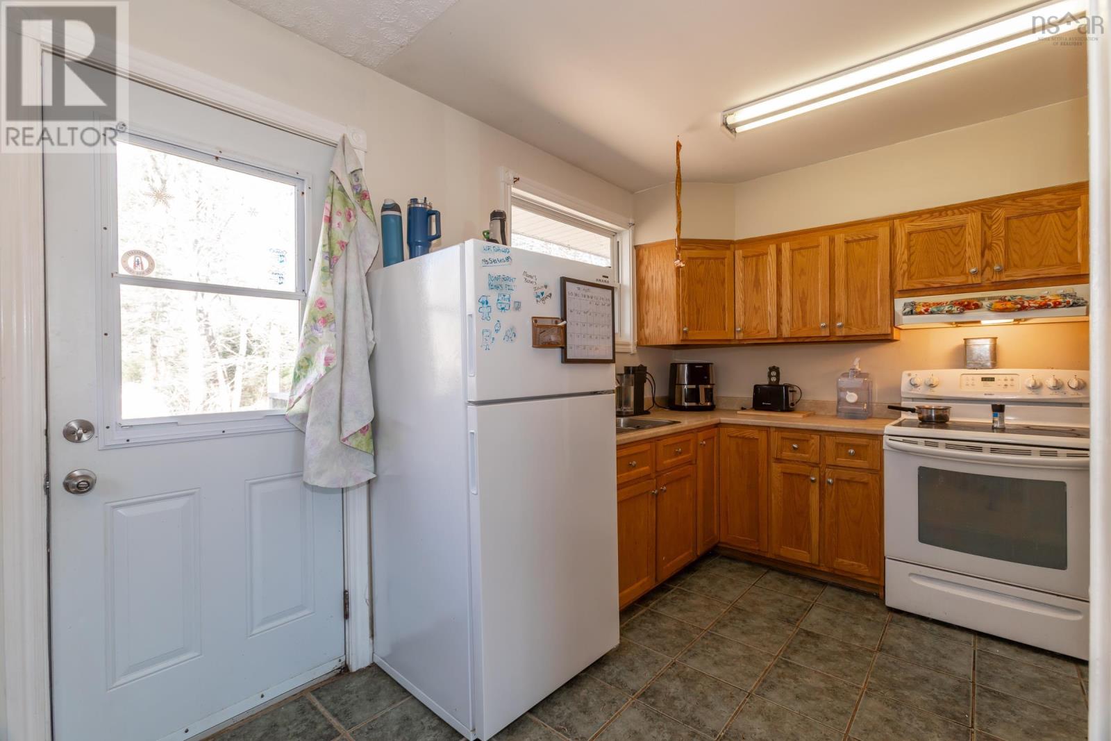 1663 South Bishop Road, Coldbrook, Nova Scotia  B4R 1B6 - Photo 23 - 202607314