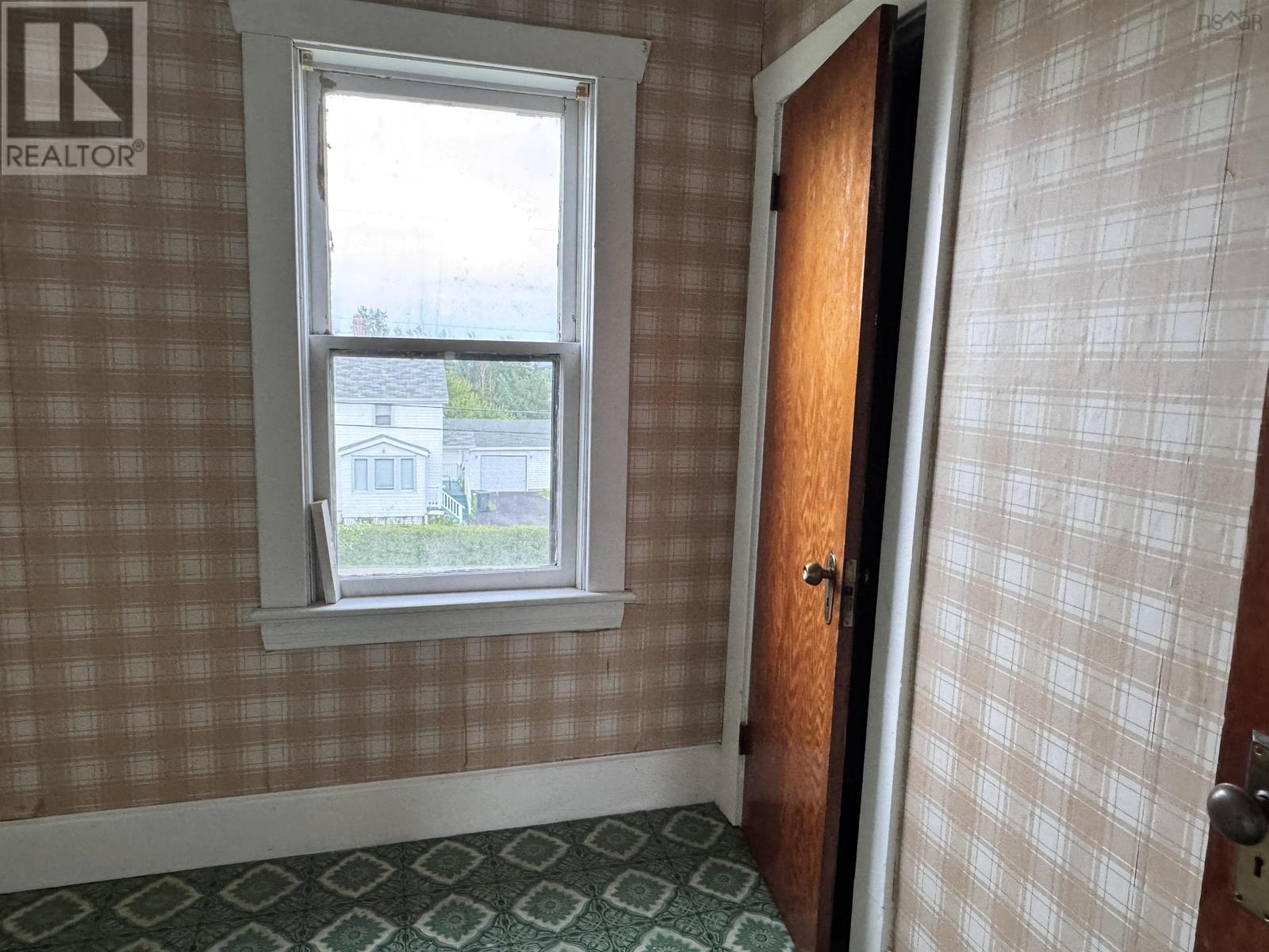 29 Rockdale Avenue, Glace Bay, Nova Scotia  B1A 4C1 - Photo 14 - 202607383