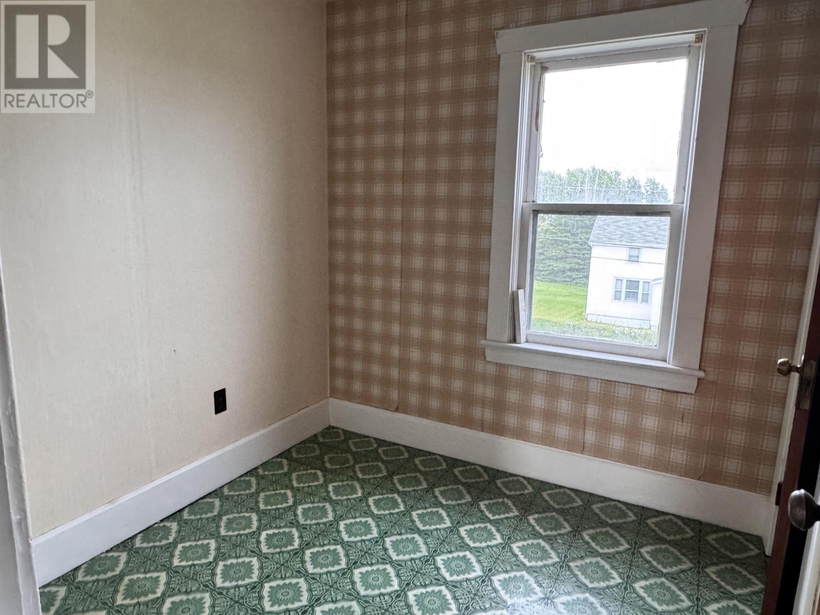 29 Rockdale Avenue, Glace Bay, Nova Scotia  B1A 4C1 - Photo 15 - 202607383