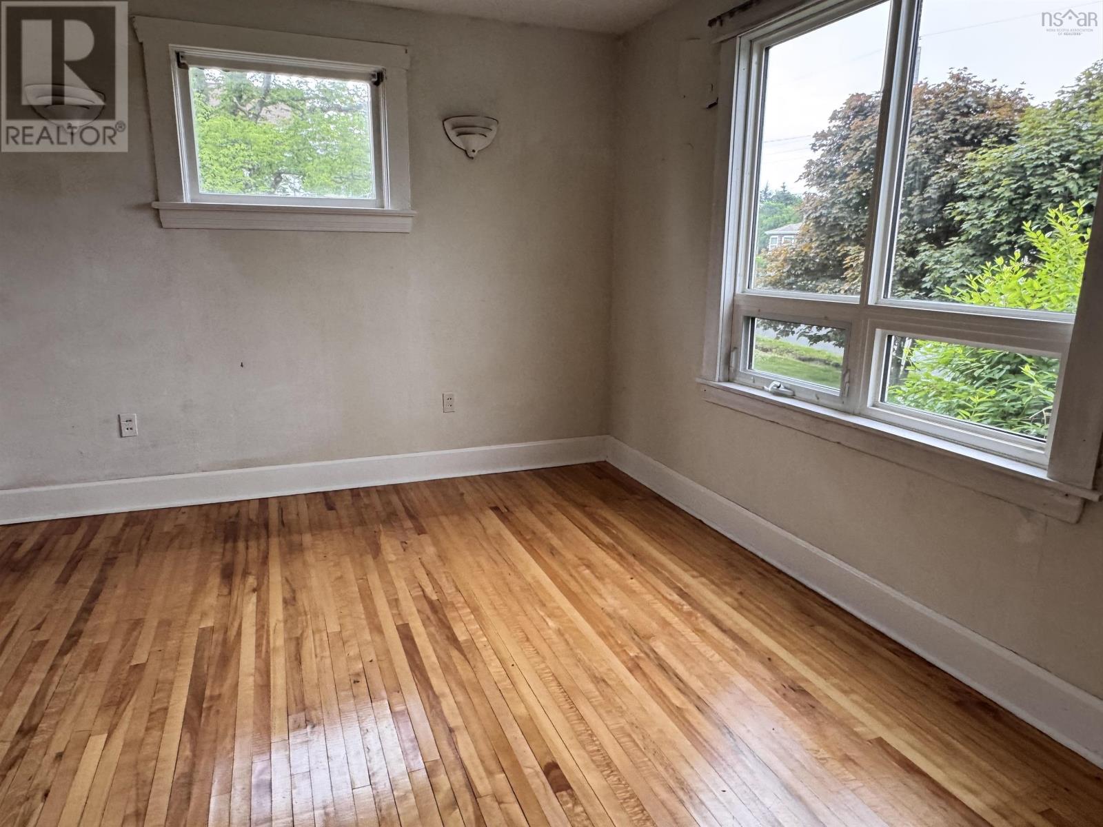 29 Rockdale Avenue, Glace Bay, Nova Scotia  B1A 4C1 - Photo 4 - 202607383