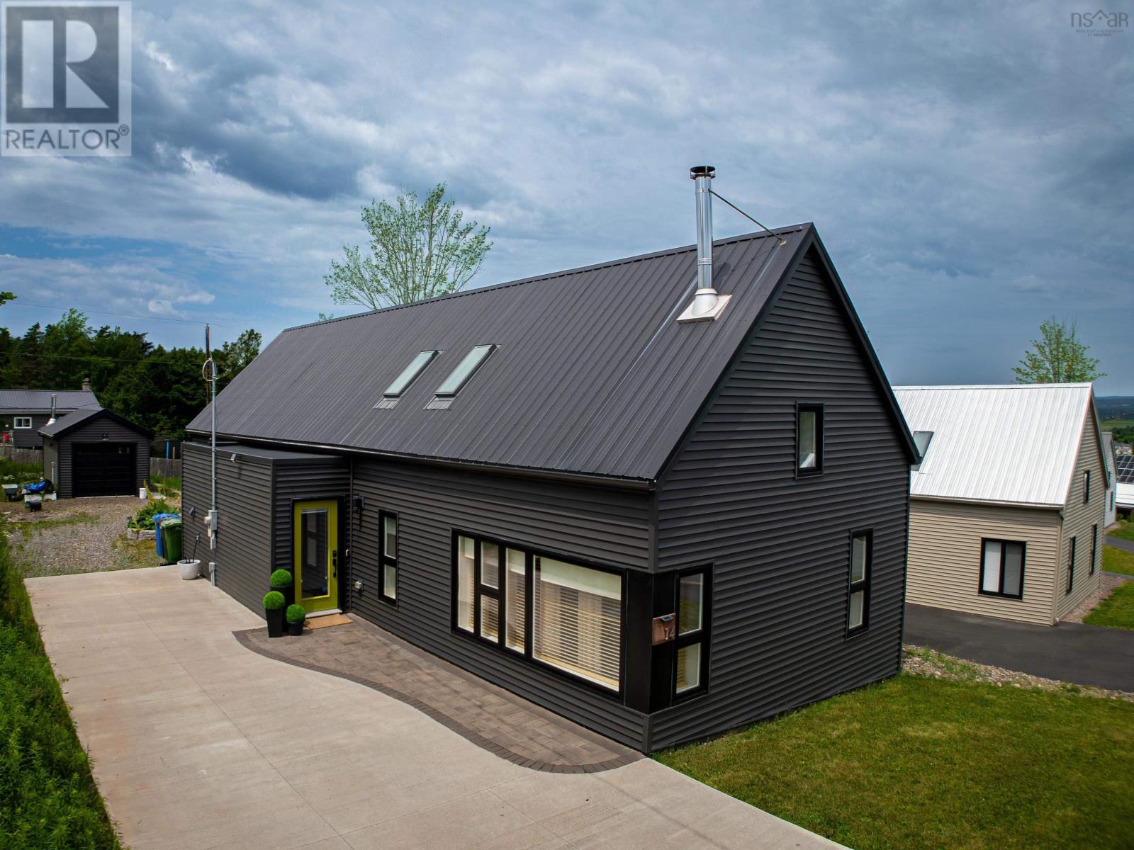 14 Monarch Terrace, Truro, Nova Scotia  B2N 0A2 - Photo 2 - 202607390