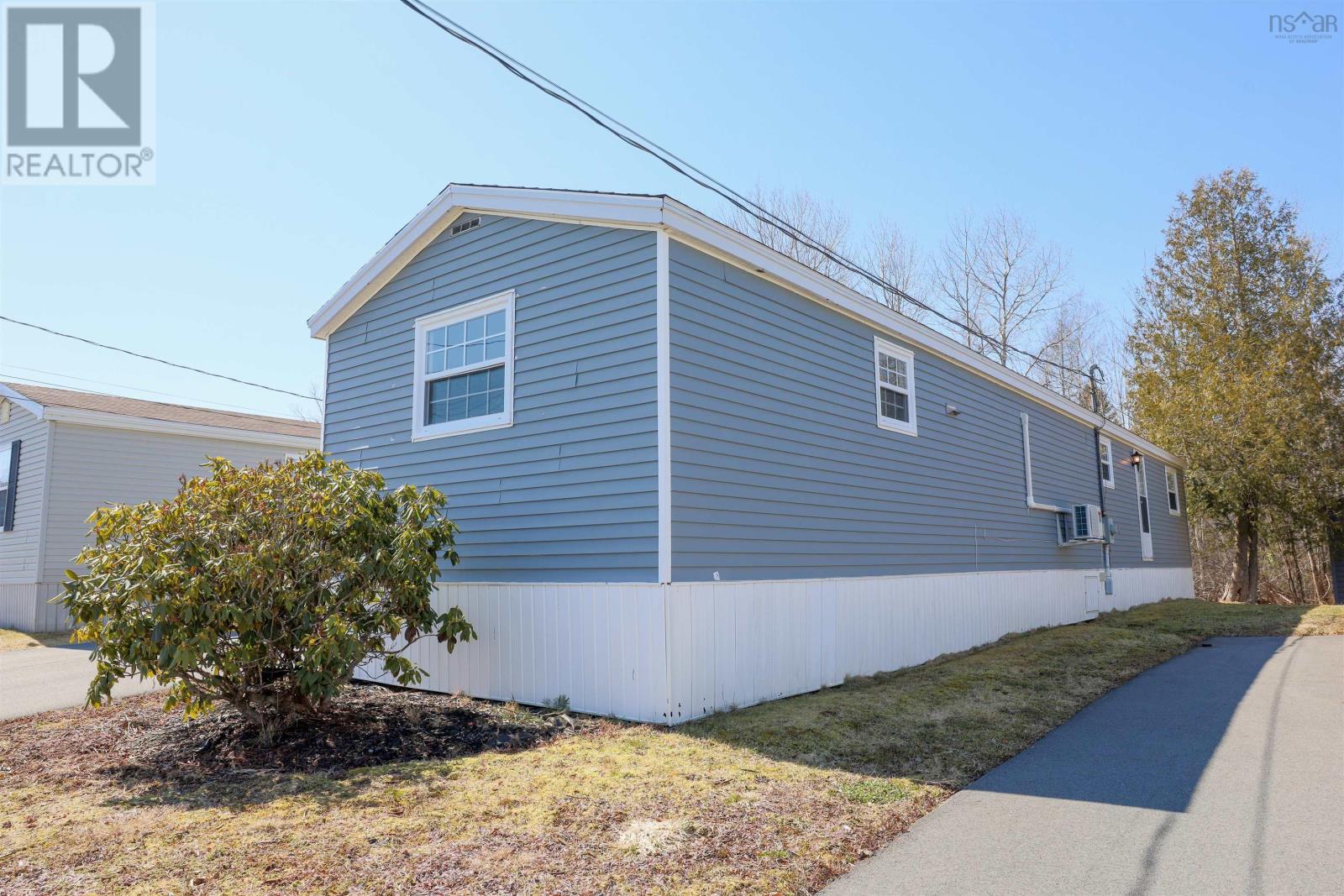 6 Apple Street, Dartmouth, Nova Scotia  B2W 4W2 - Photo 4 - 202607416