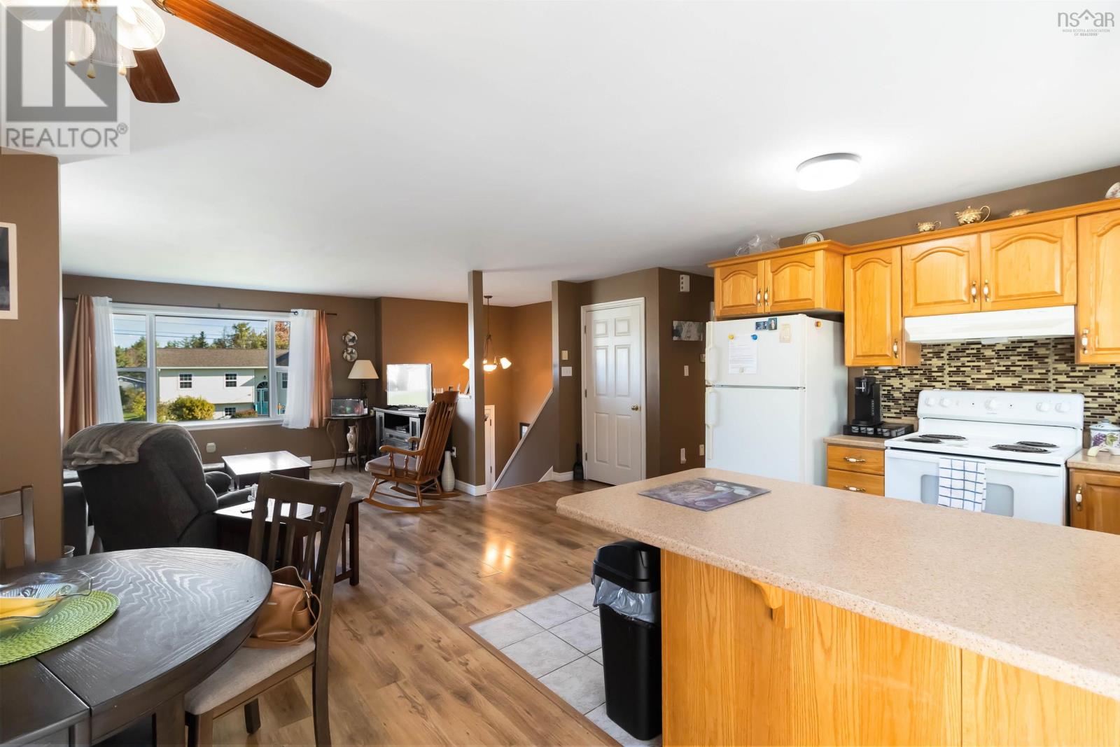 45 Grove Avenue, Beaver Bank, Nova Scotia  B4G 1B7 - Photo 12 - 202607429