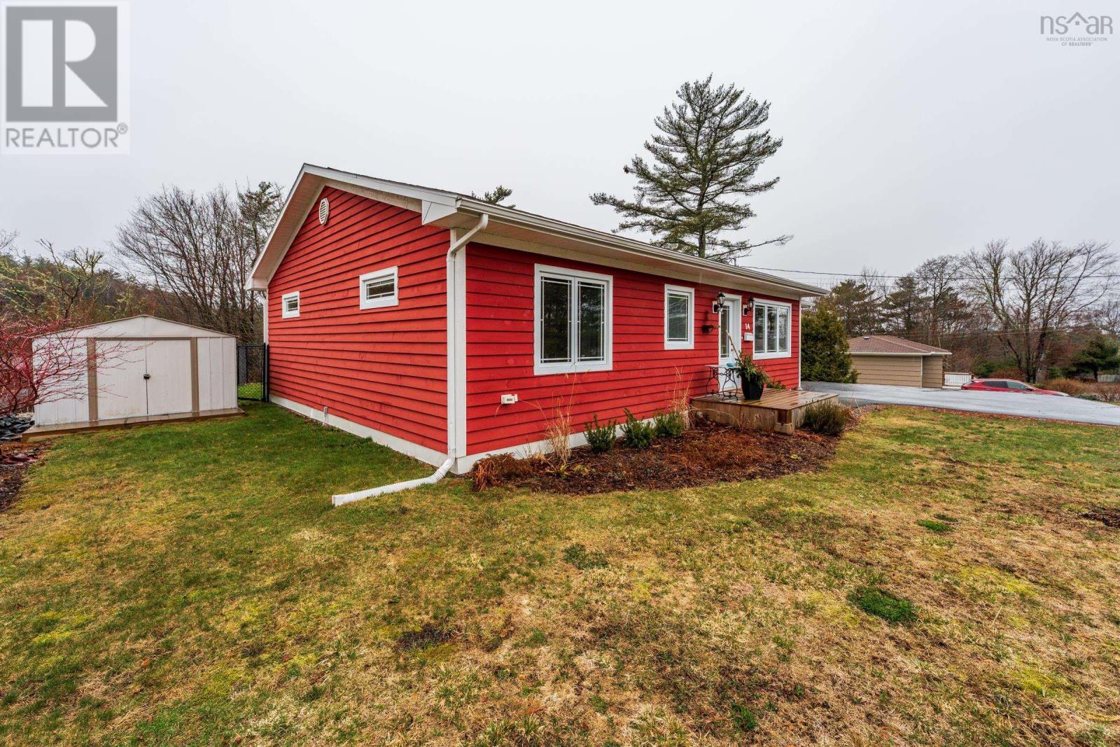 14 Hillside Drive, Bridgewater, Nova Scotia  B4V 3C7 - Photo 34 - 202607832