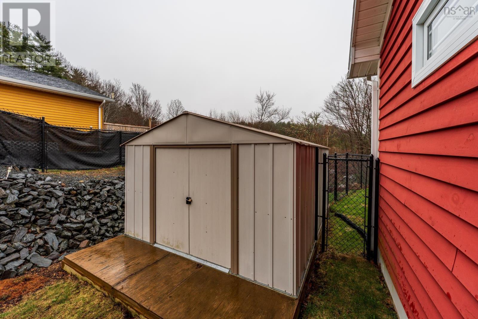 14 Hillside Drive, Bridgewater, Nova Scotia  B4V 3C7 - Photo 35 - 202607832