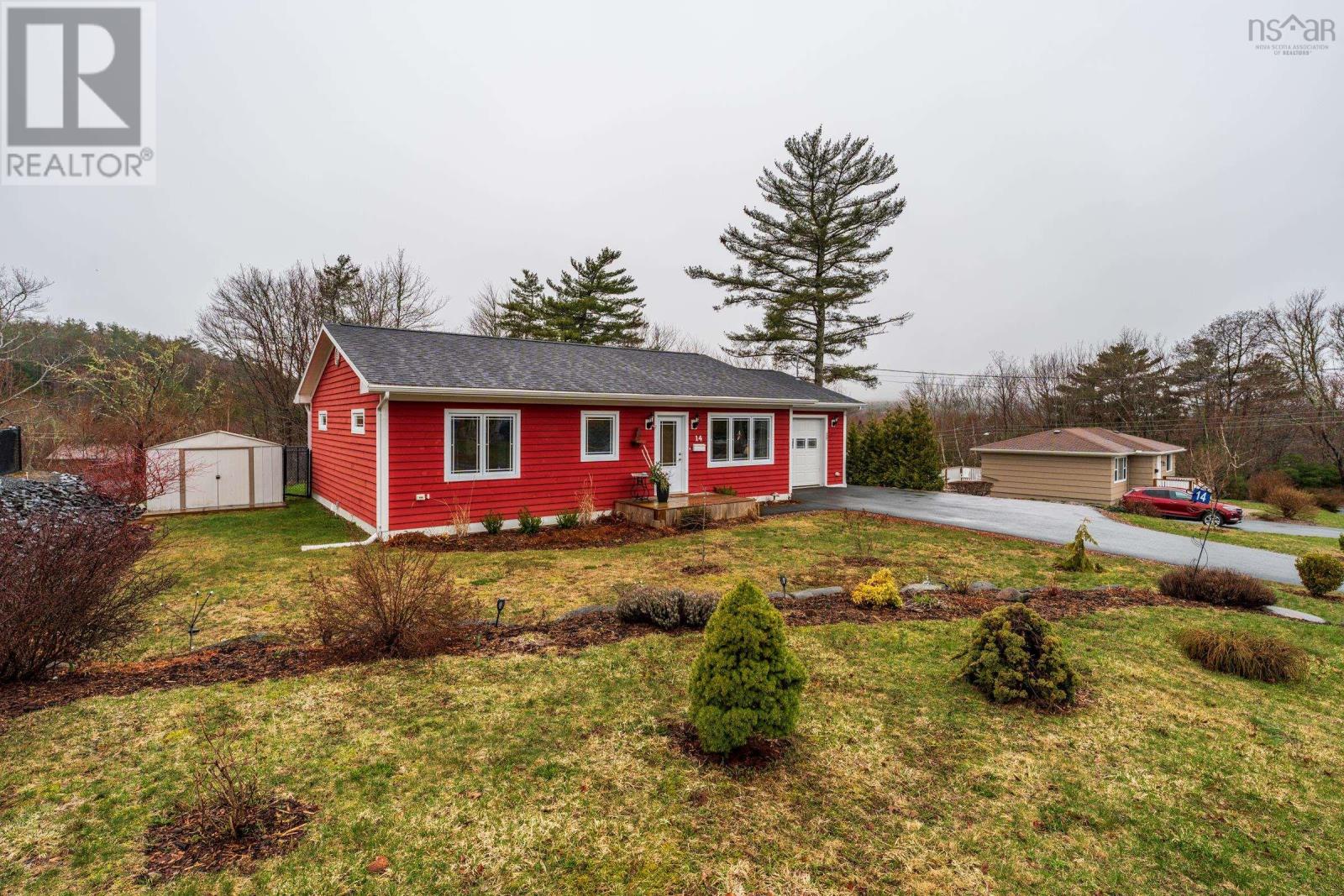 14 Hillside Drive, Bridgewater, Nova Scotia  B4V 3C7 - Photo 36 - 202607832