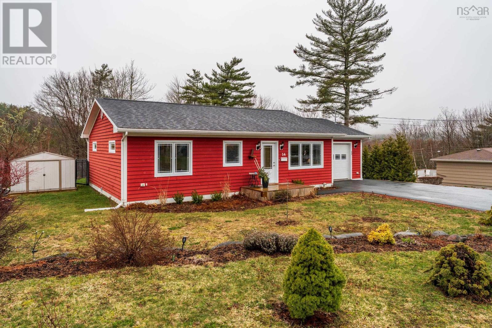 14 Hillside Drive, Bridgewater, Nova Scotia  B4V 3C7 - Photo 37 - 202607832