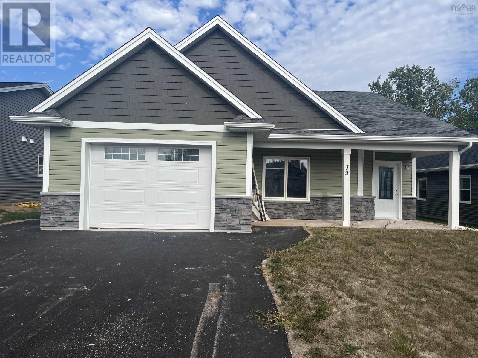 39 Covey Drive, north kentville, Nova Scotia