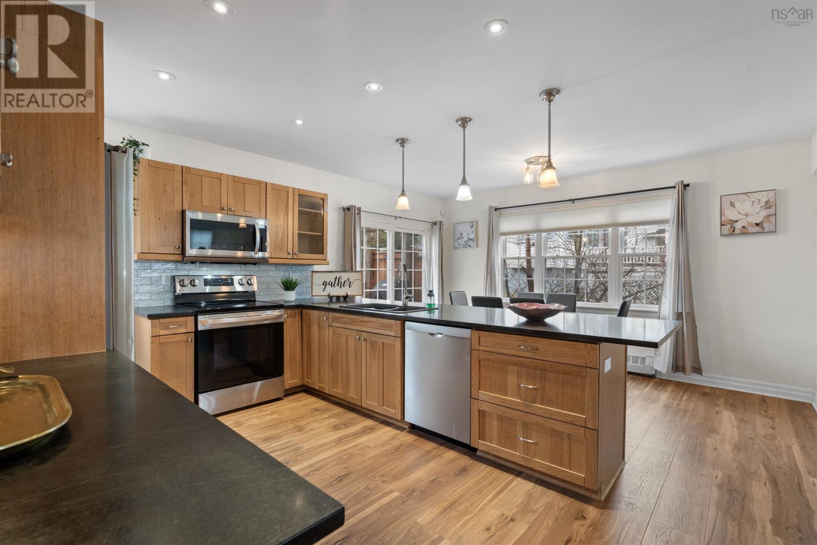 6705 Quinpool Road, Halifax, Nova Scotia  B3L 1C1 - Photo 22 - 202608067